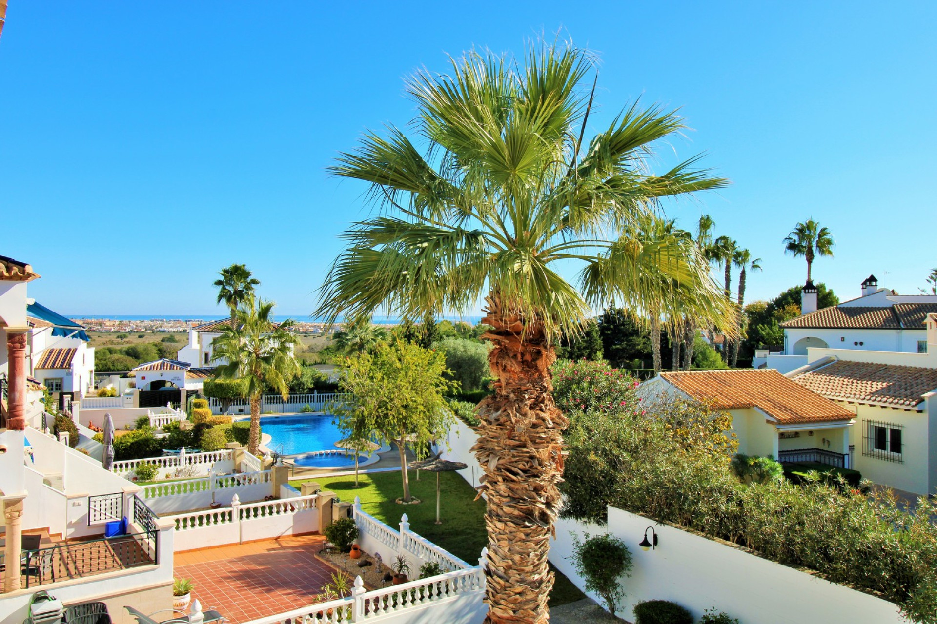 Resale - Townhouse - Villamartin - Las Violetas