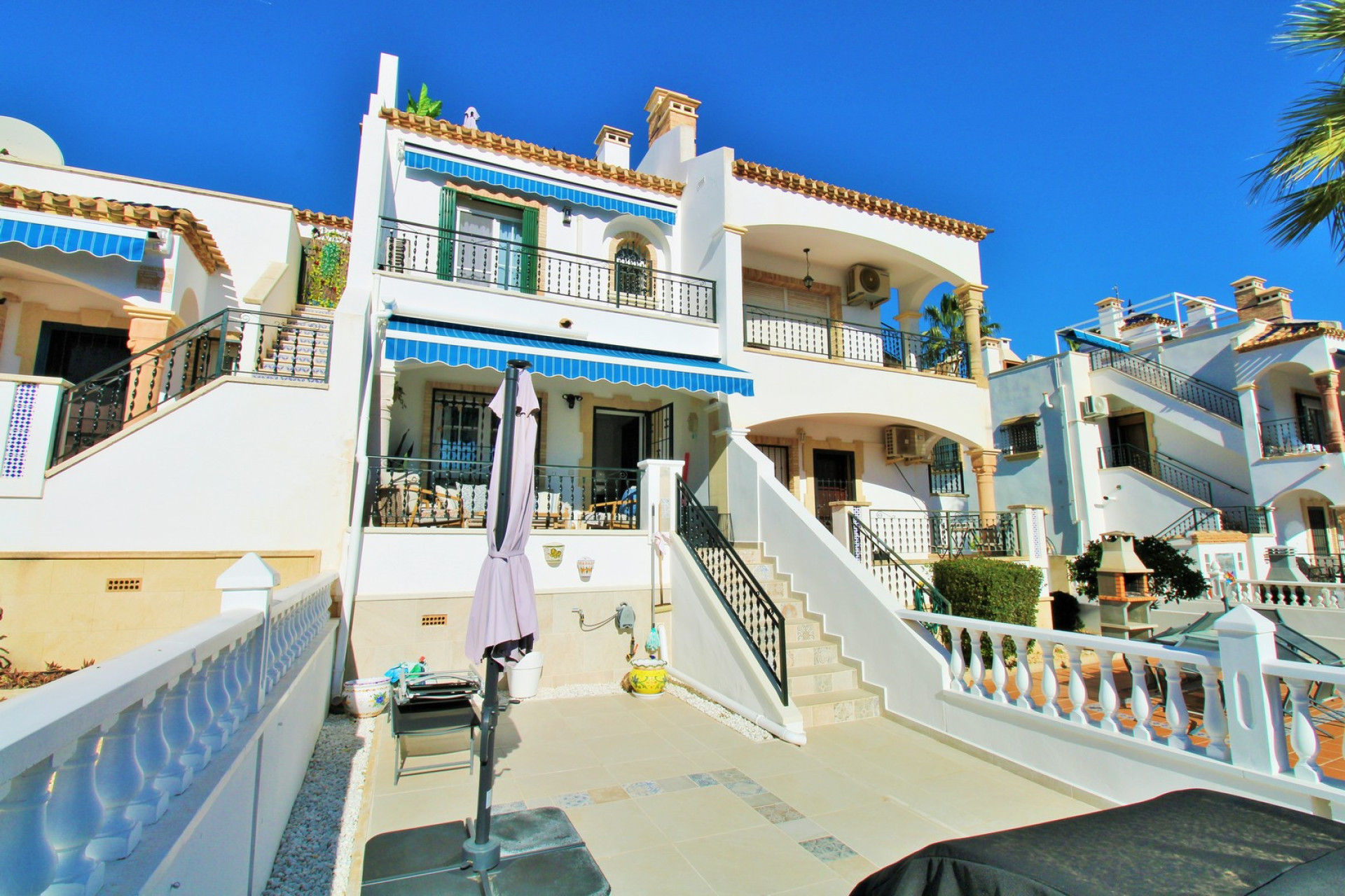 Resale - Townhouse - Villamartin - Las Violetas