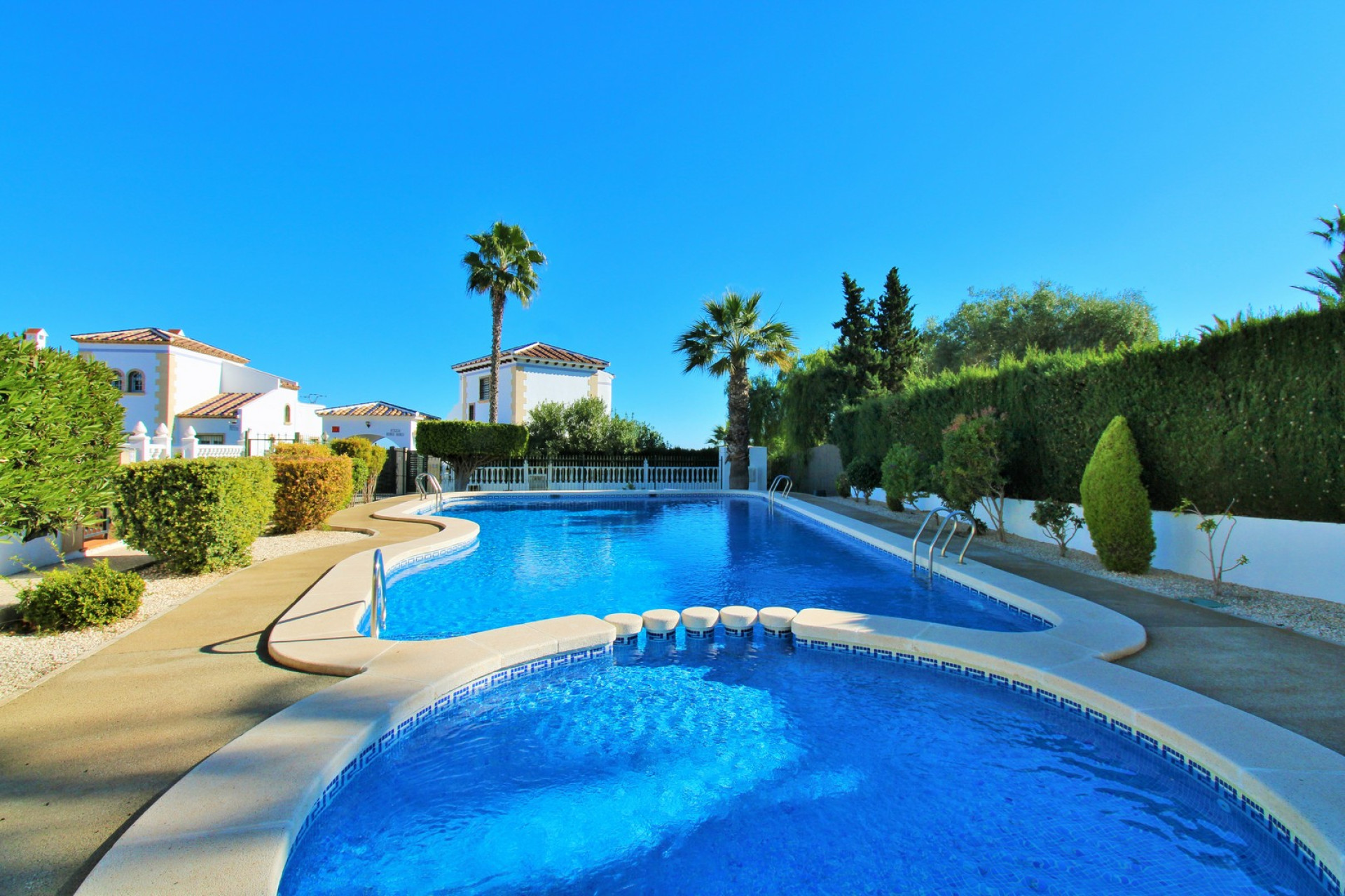 Resale - Townhouse - Villamartin - Las Violetas