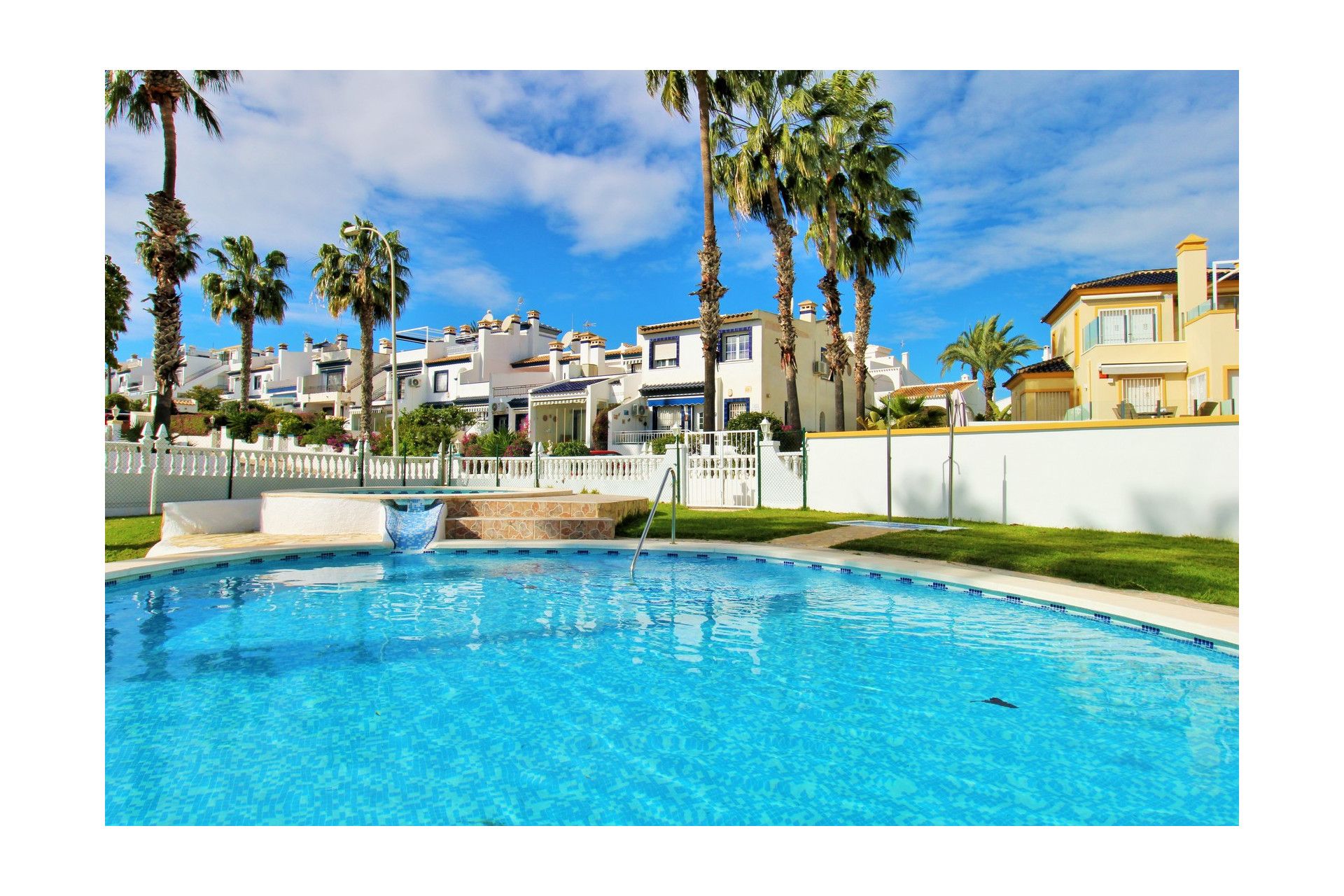Resale - Townhouse - Villamartin - Los Dolses