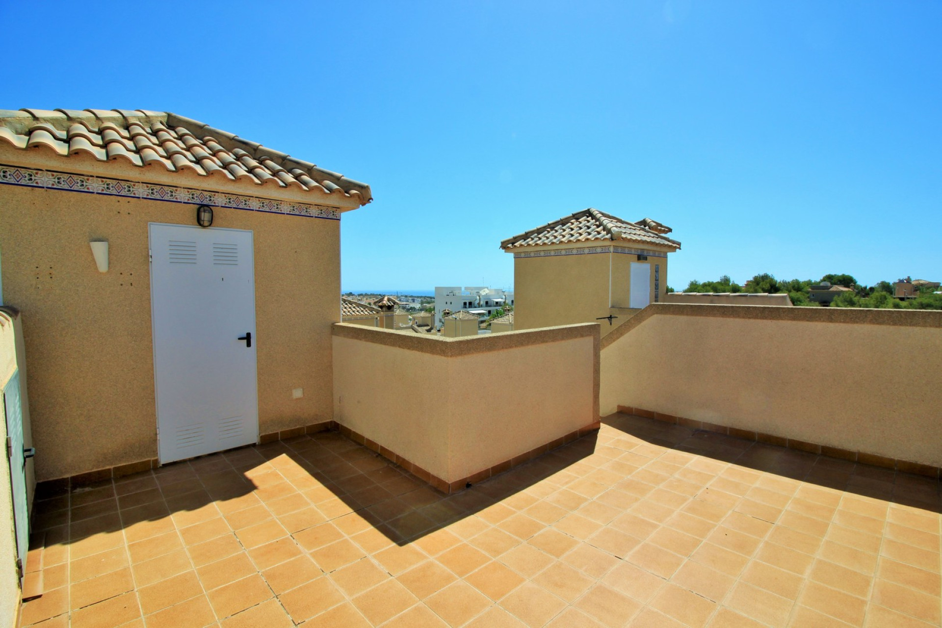 Resale - Townhouse - Villamartin