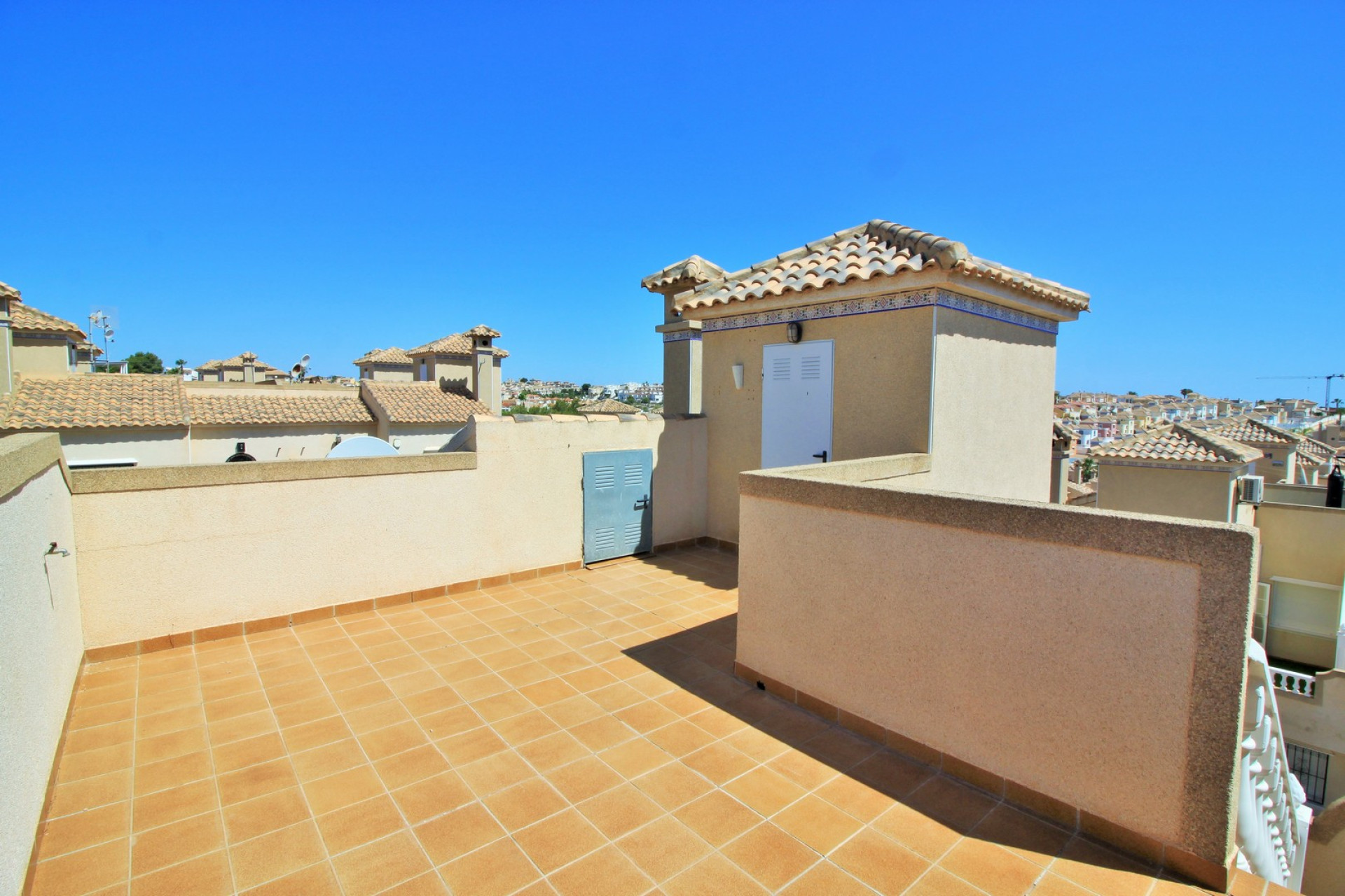 Resale - Townhouse - Villamartin