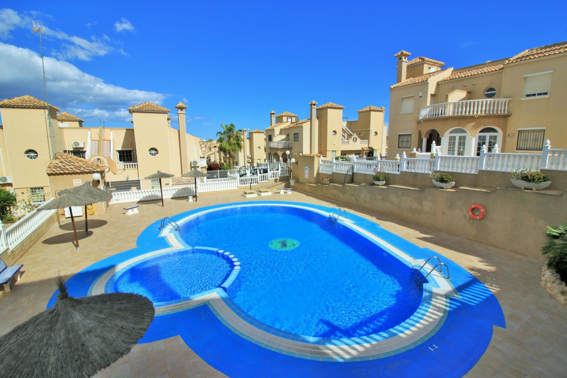 Resale - Townhouse - Villamartin