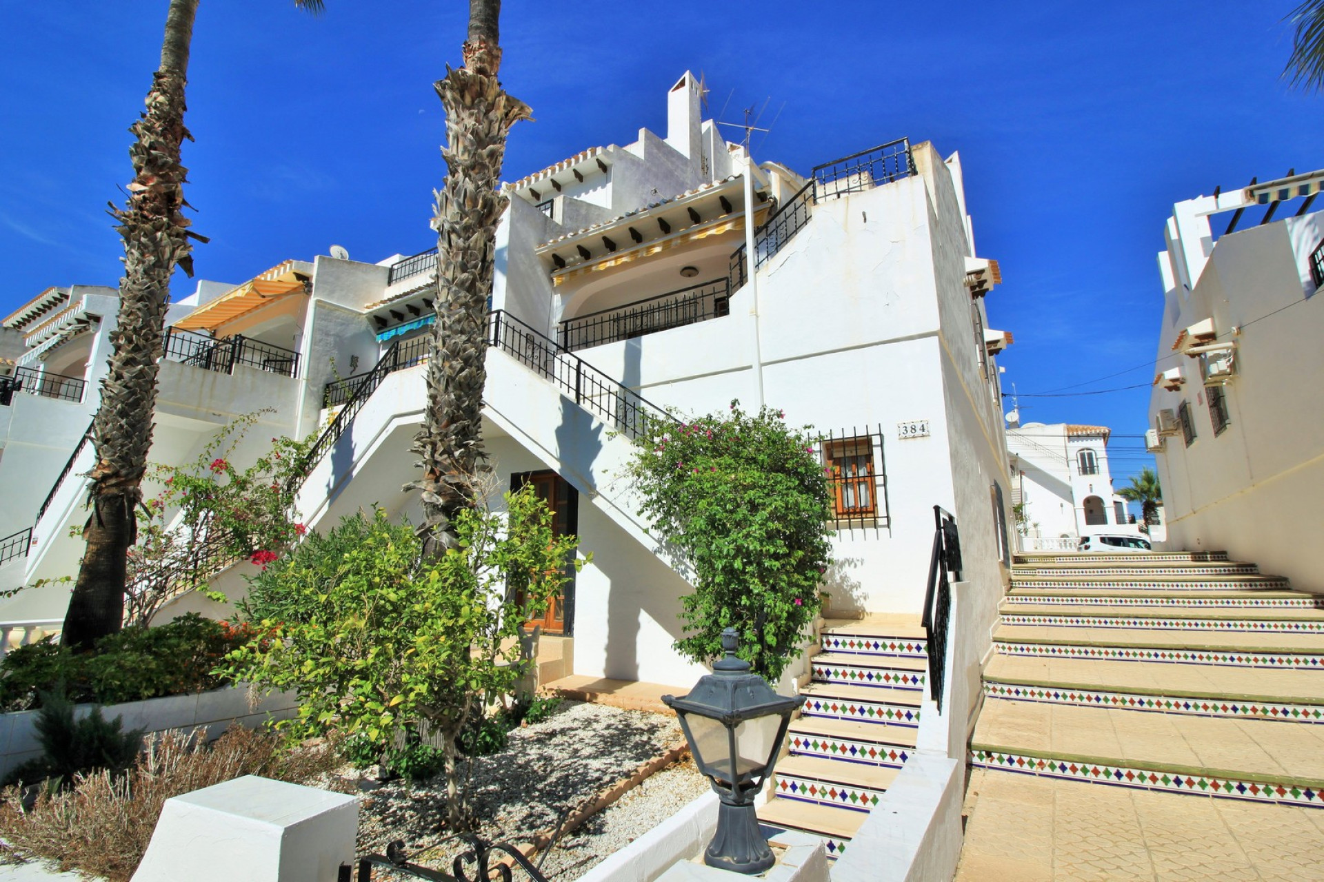 Resale - Townhouse - Villamartin