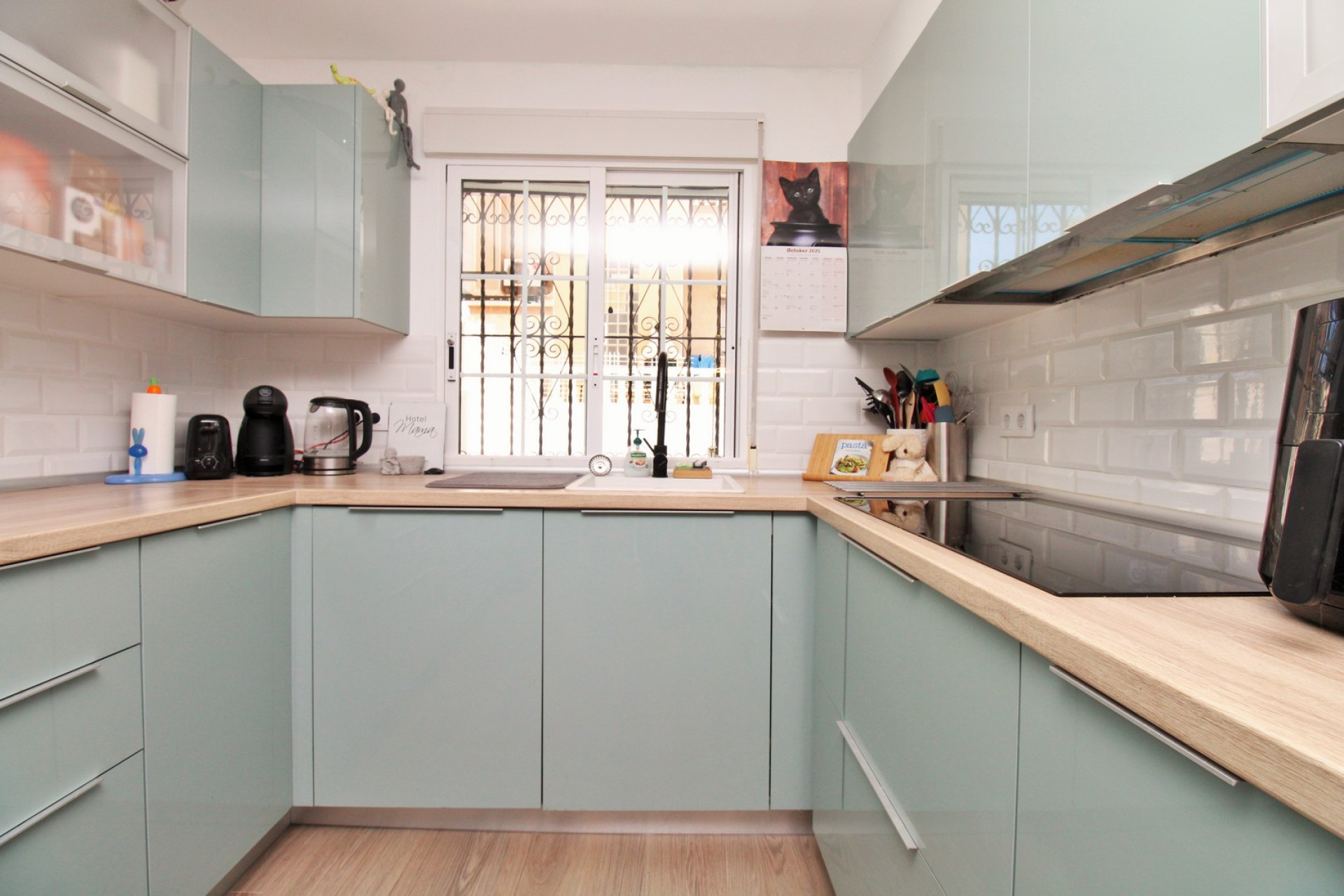 Resale - Townhouse - Villamartin