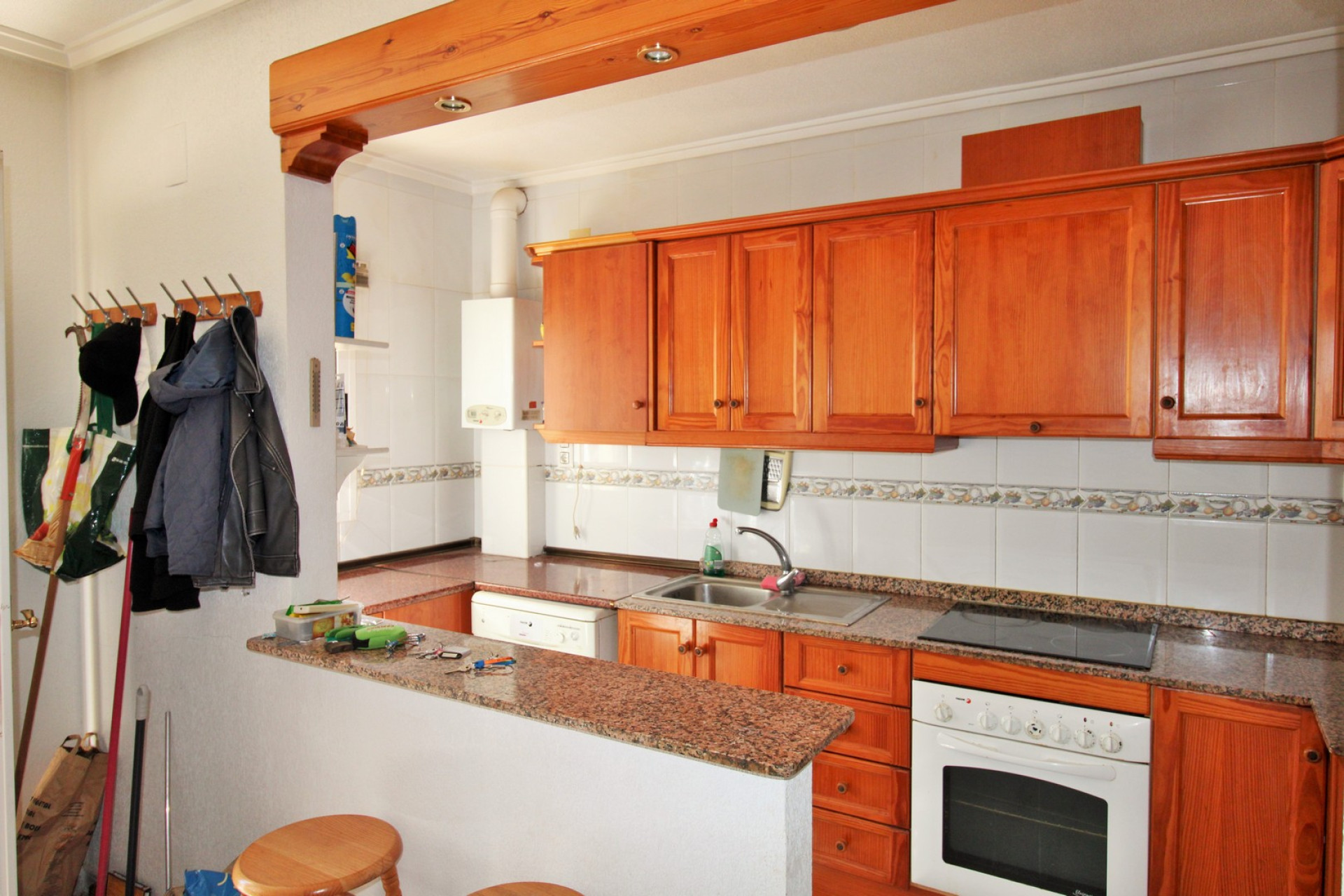 Resale - Townhouse - Villamartin