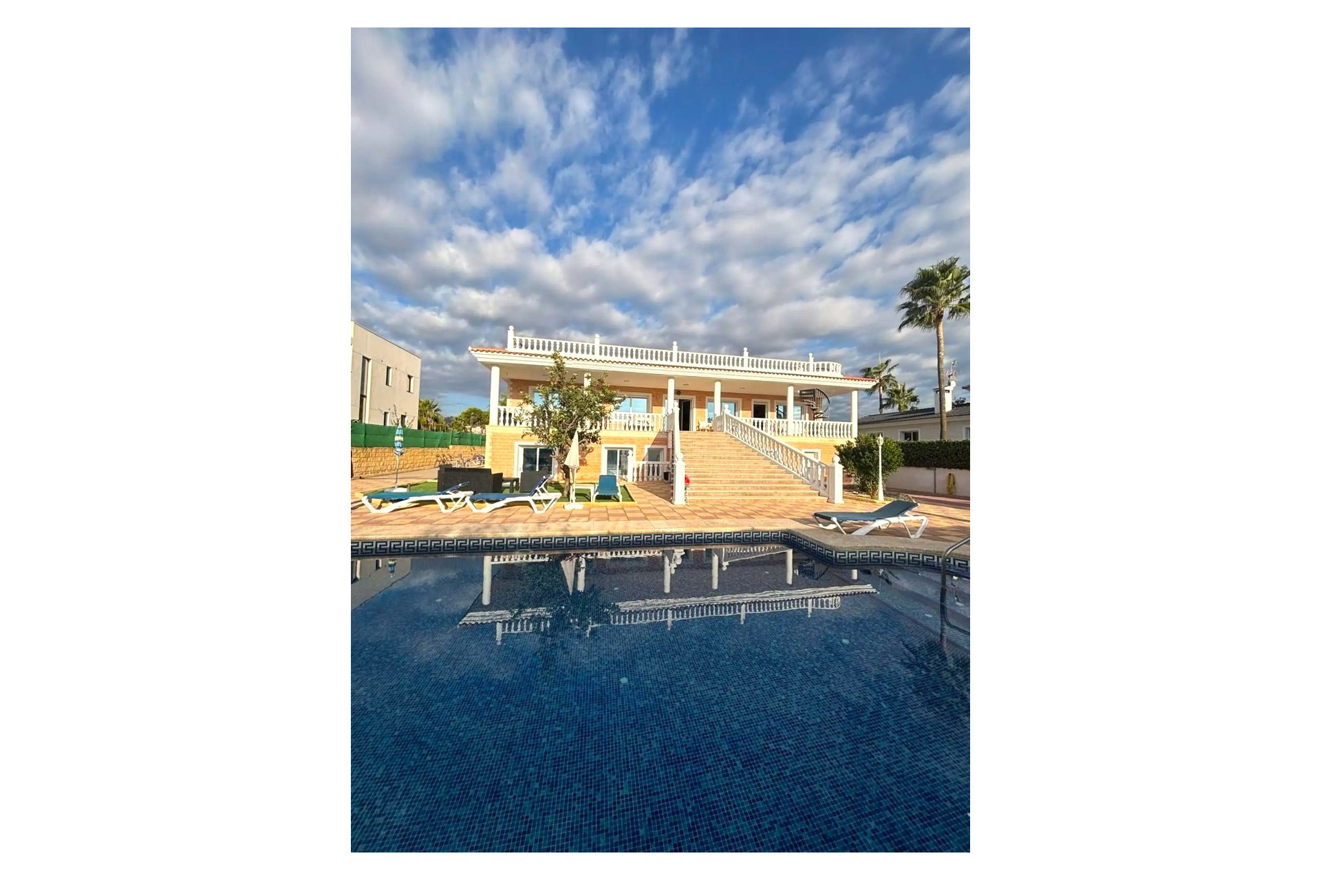 Resale - Villa - Alfaz del Pi - Alfas del Pí