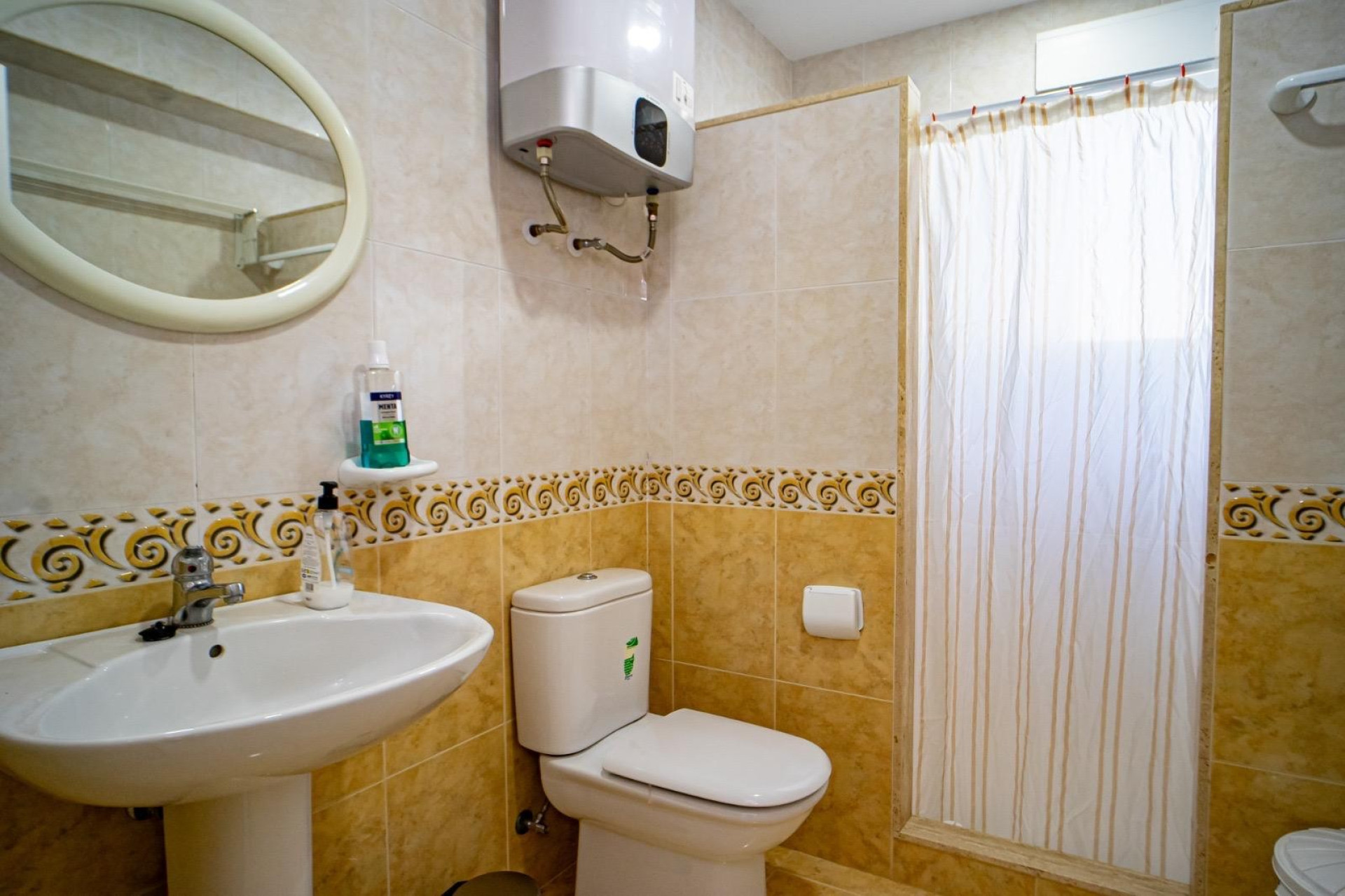 Resale - Villa - Alfaz del Pi - Alfas del Pí