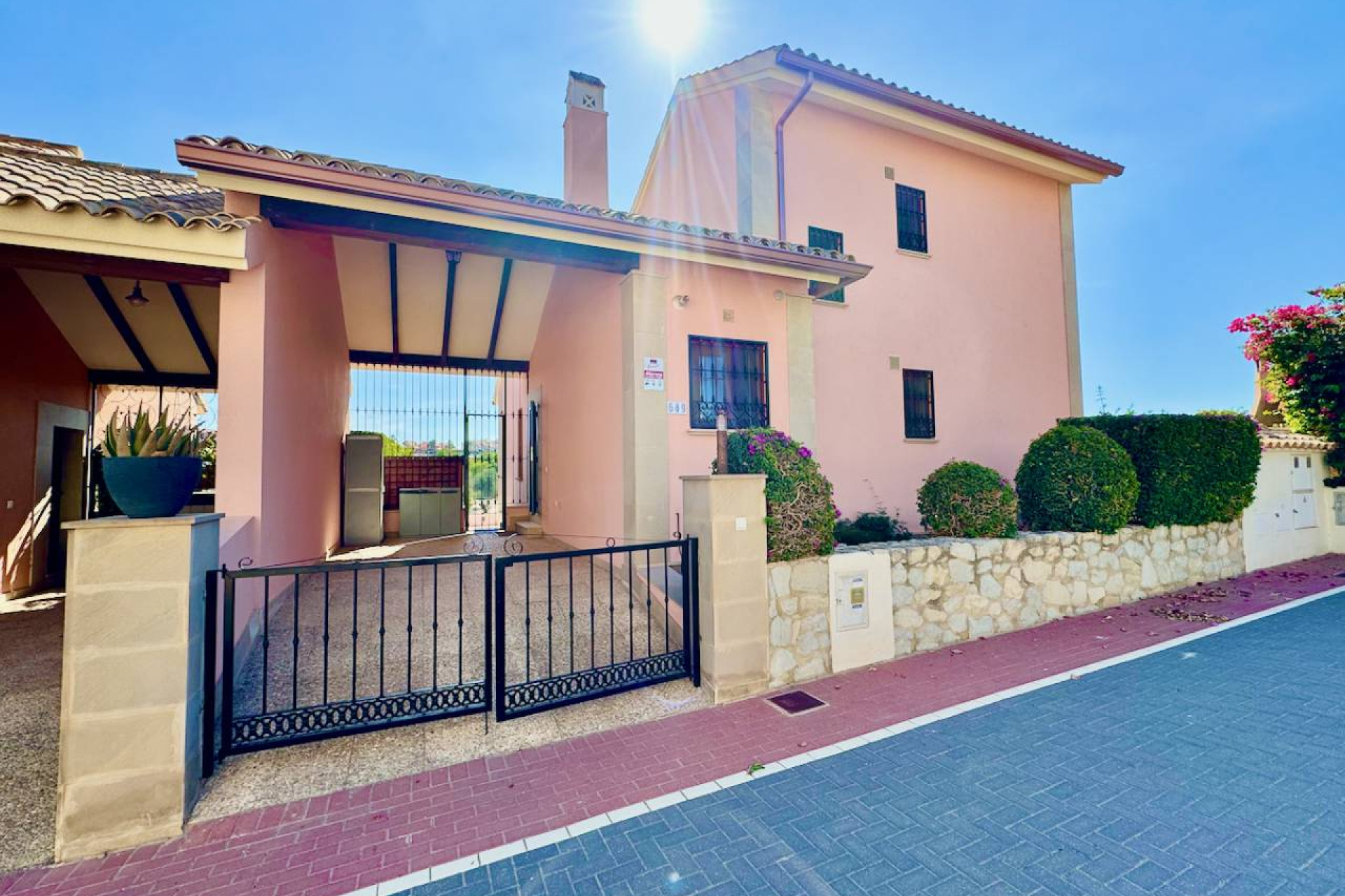 Resale - Villa - Algorfa - La Finca Golf Resort