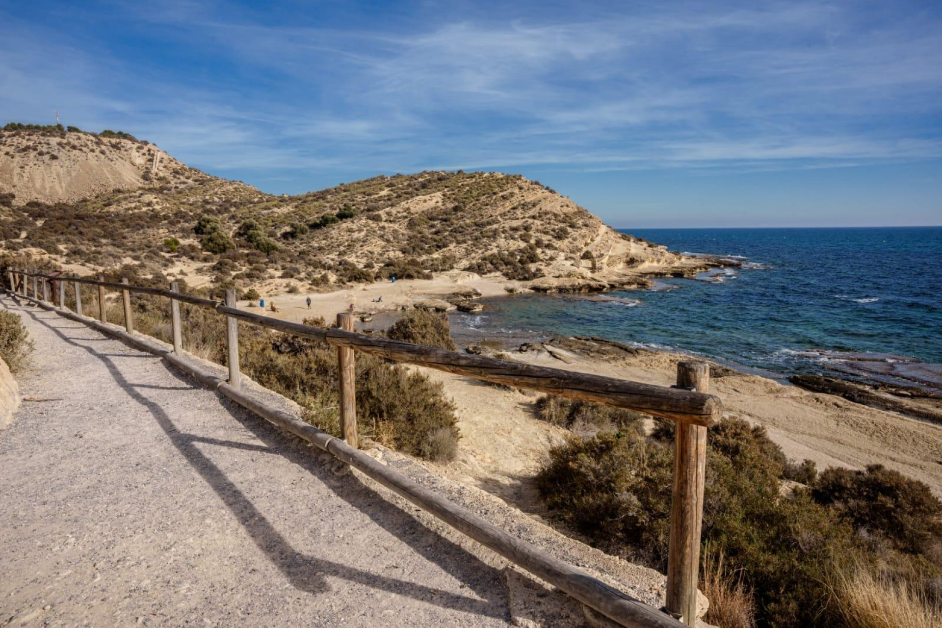 Resale - Villa - Alicante