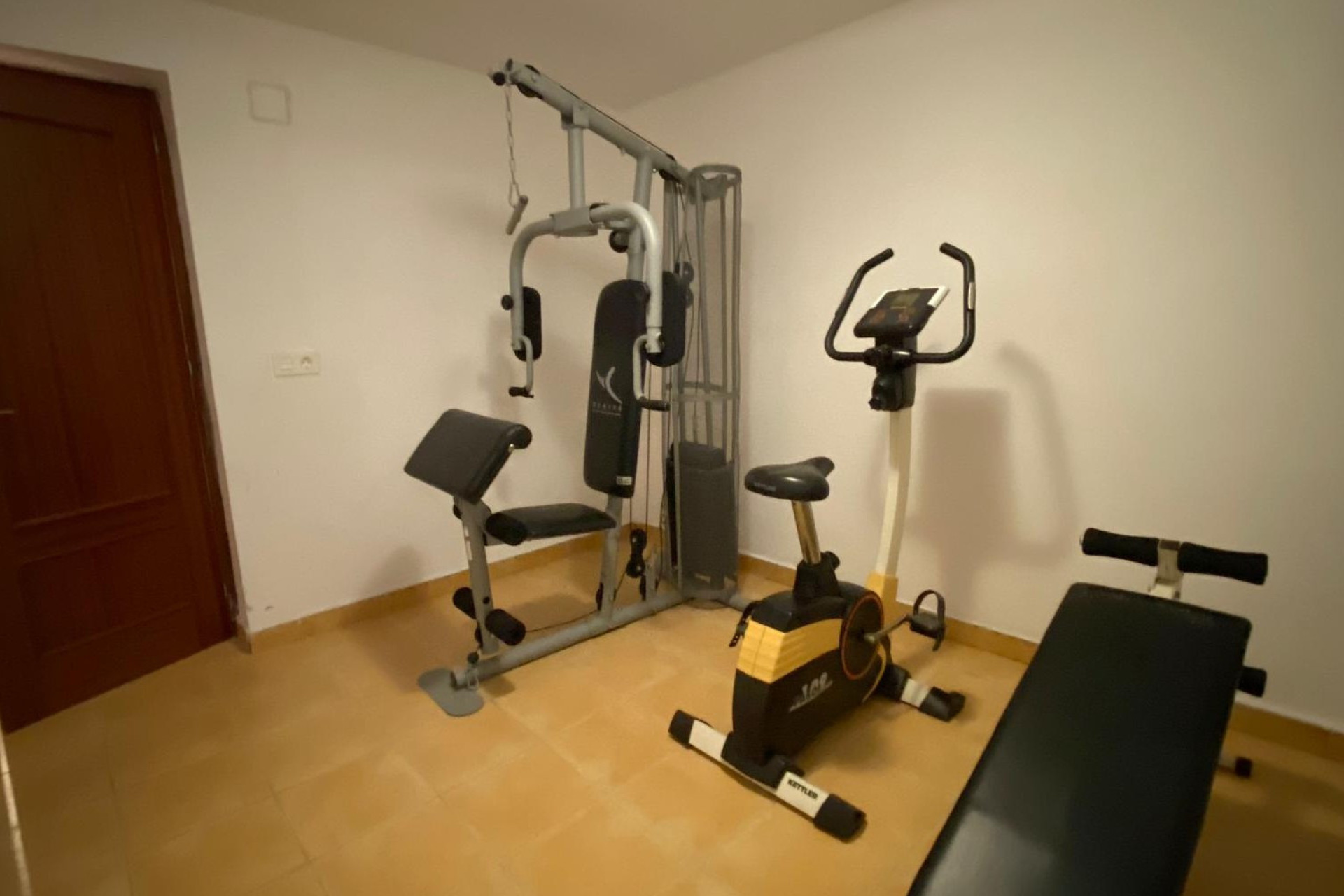 Resale - Villa - Benidorm - Levante