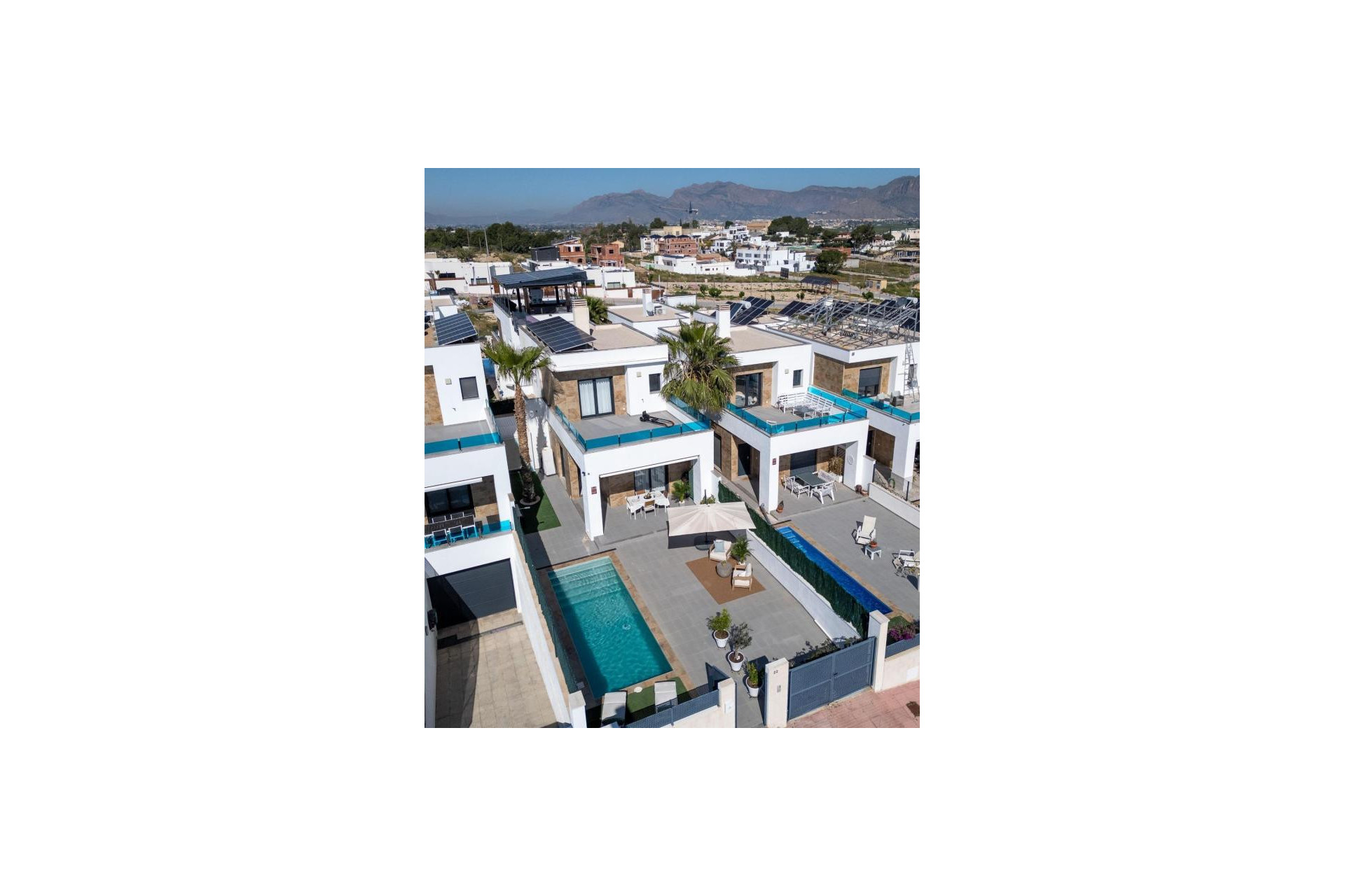 Resale - Villa - Bigastro