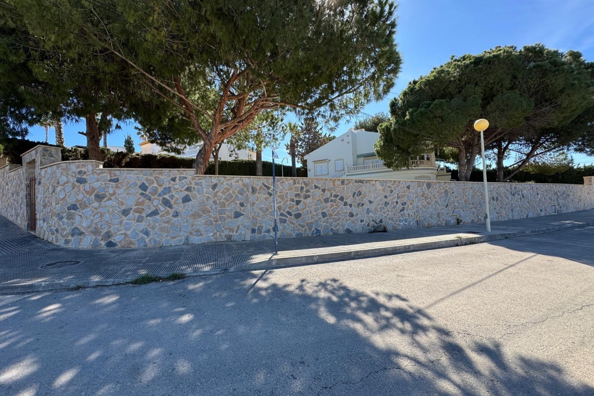 Resale - Villa - Cabo Roig - MUY CERCA DE LA PLAYA