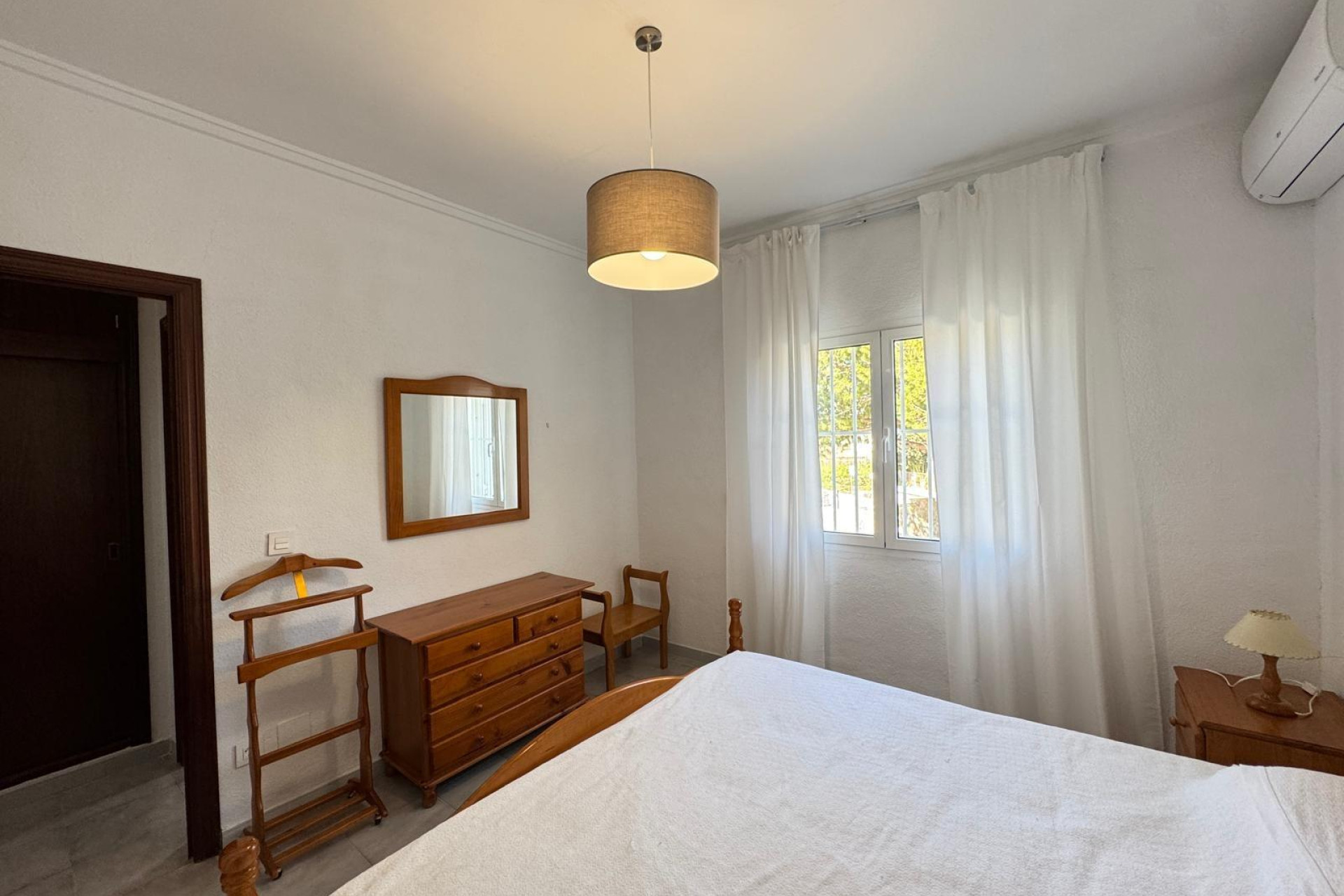 Resale - Villa - Cabo Roig - MUY CERCA DE LA PLAYA