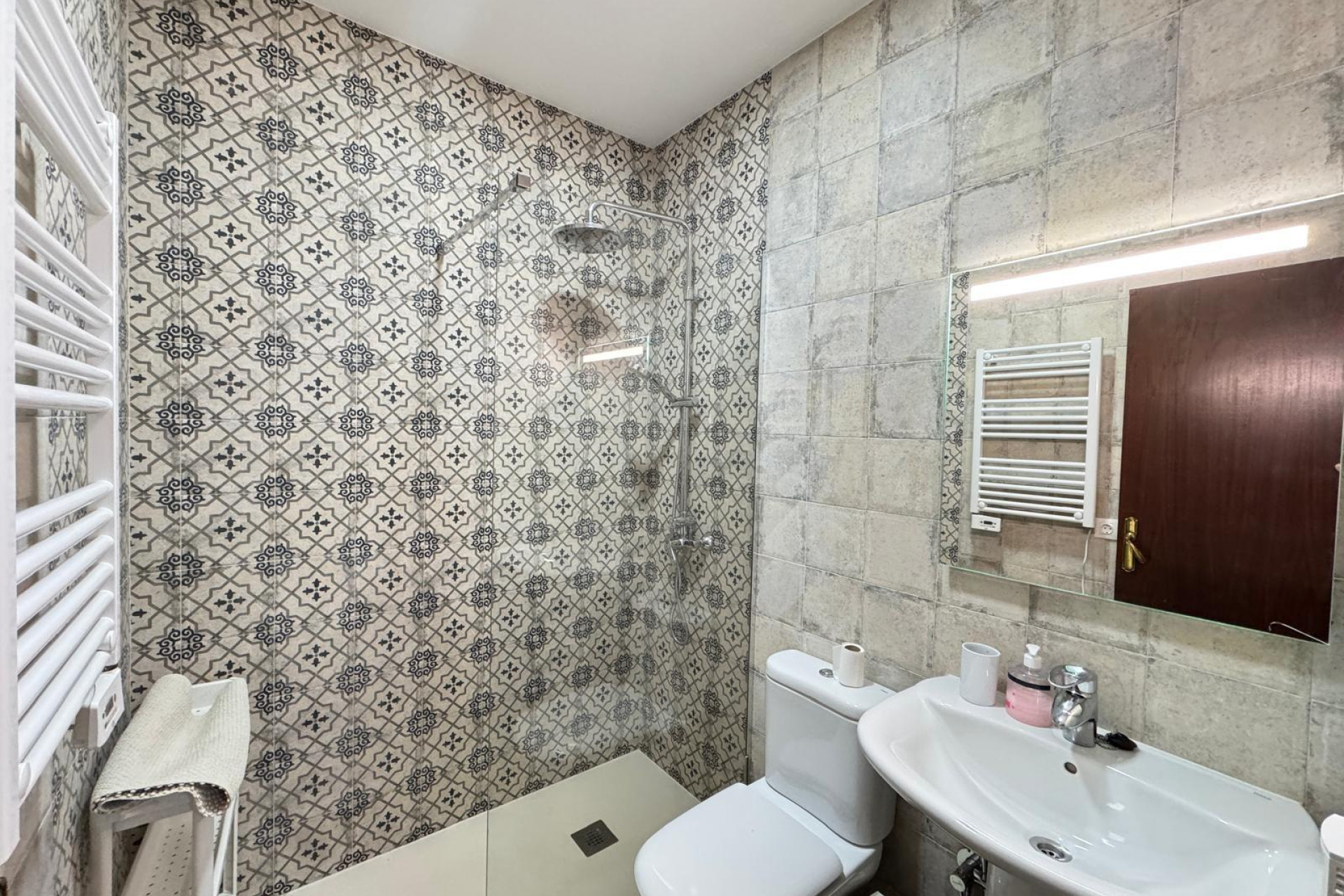 Resale - Villa - Cabo Roig - MUY CERCA DE LA PLAYA