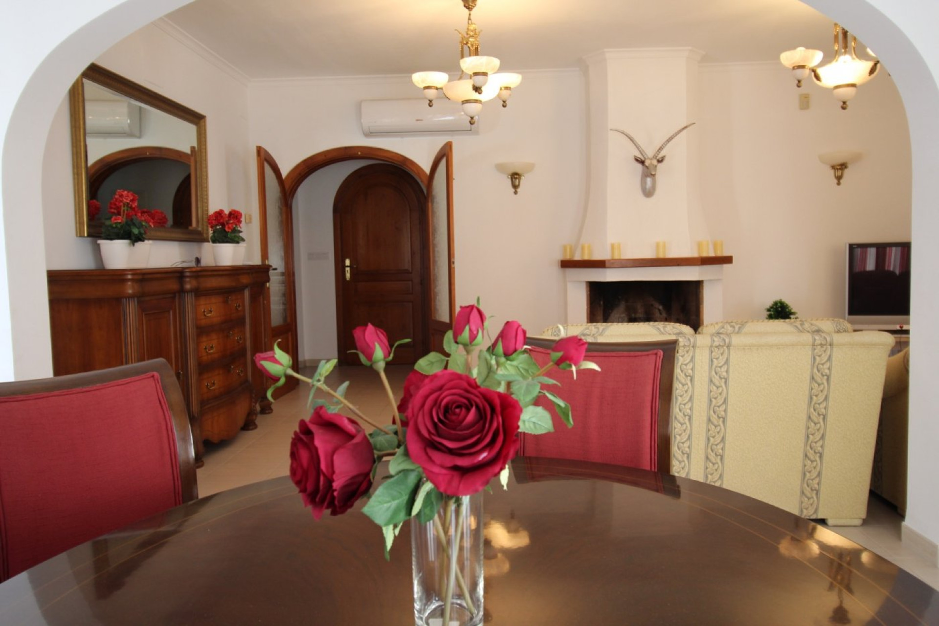 Resale - Villa - Calpe - Empedrola