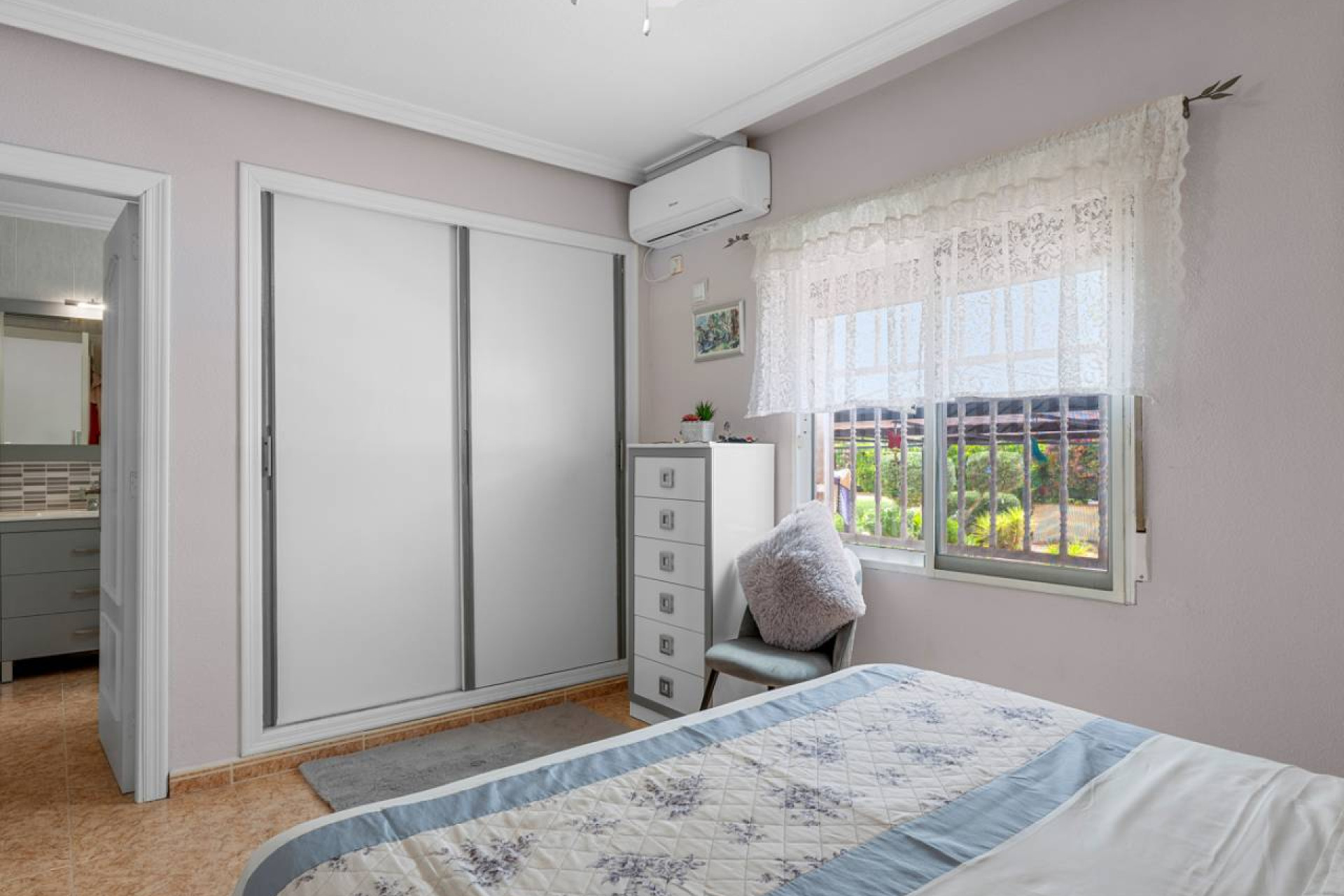 Resale - Villa - Catral