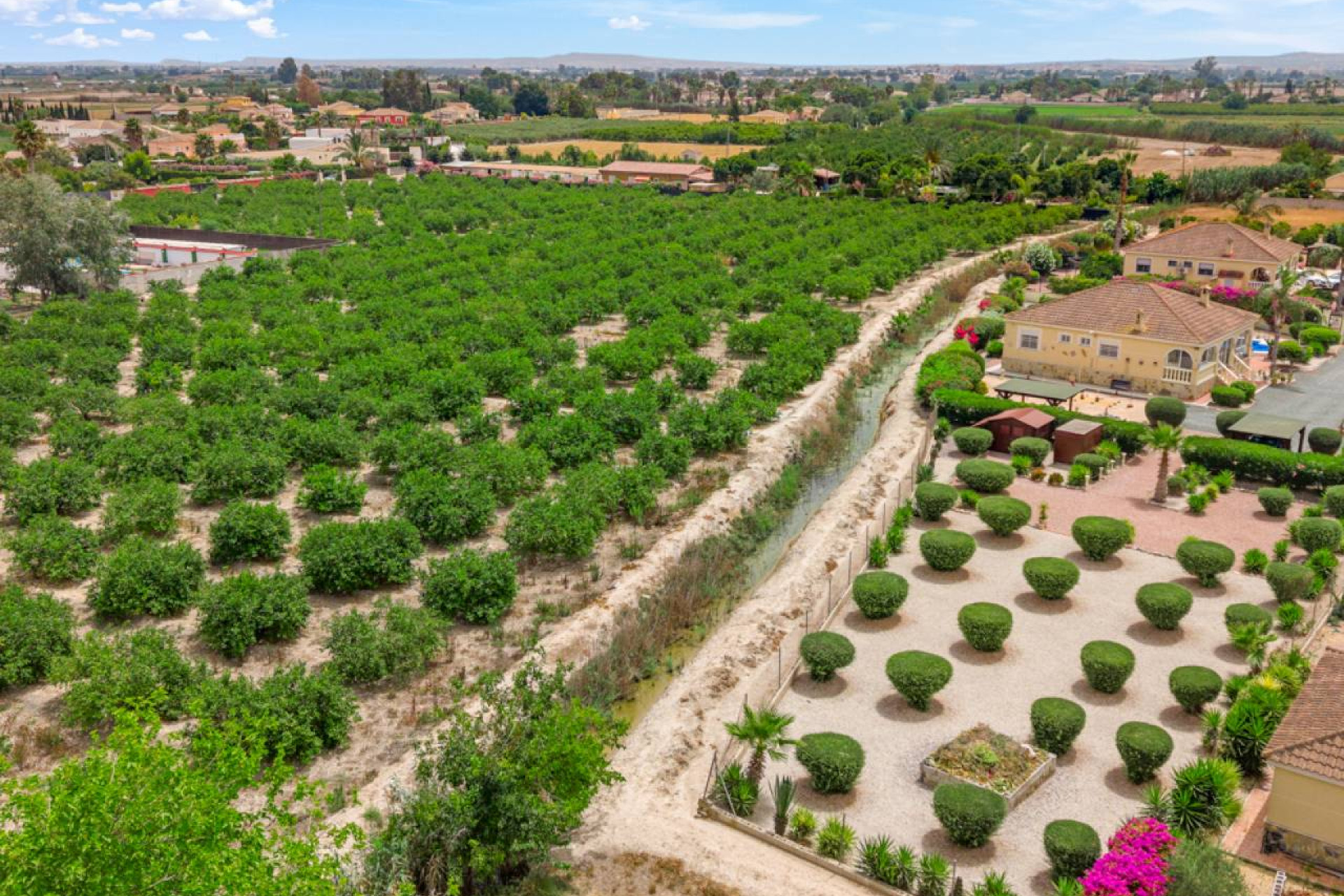 Resale - Villa - Catral