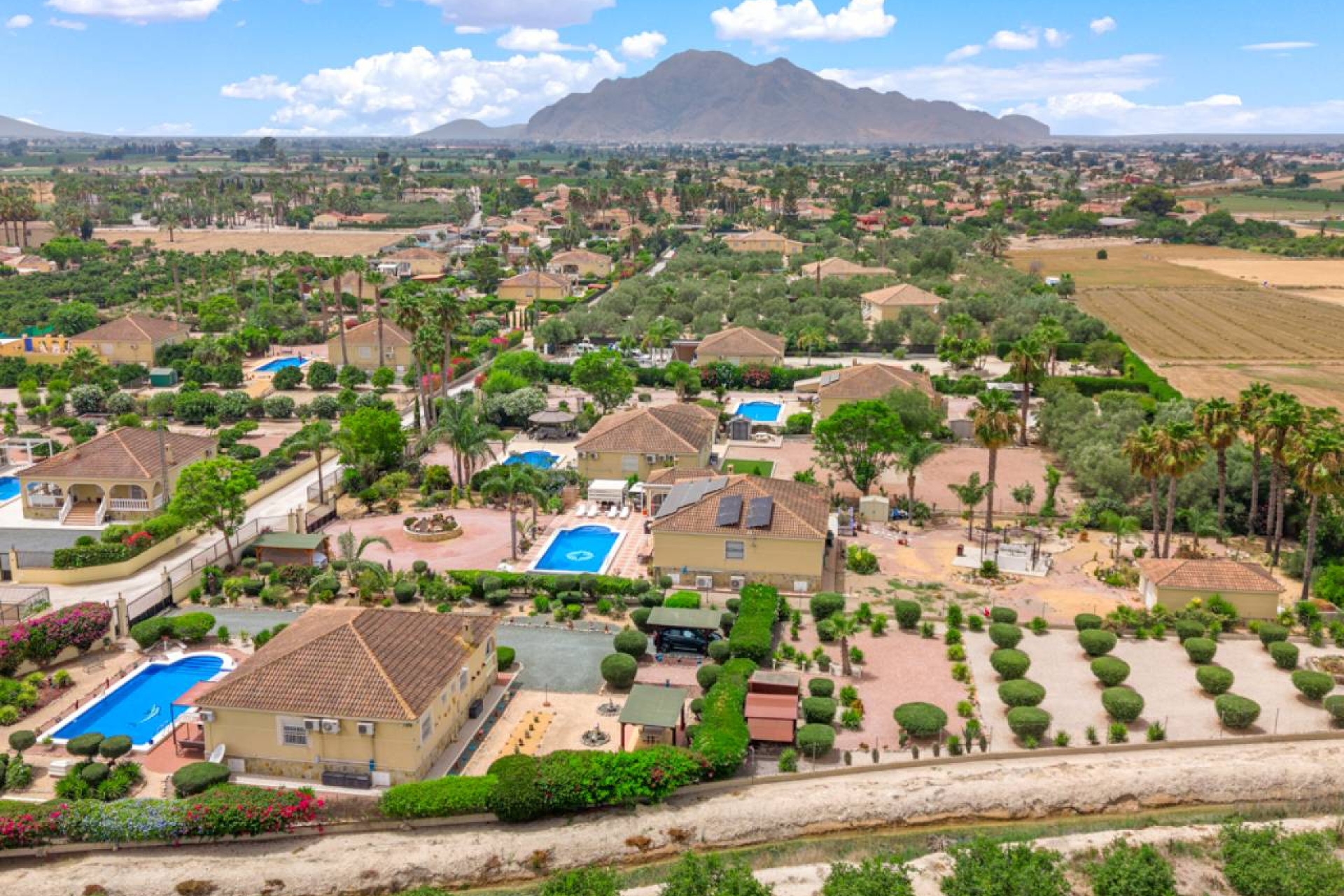 Resale - Villa - Catral