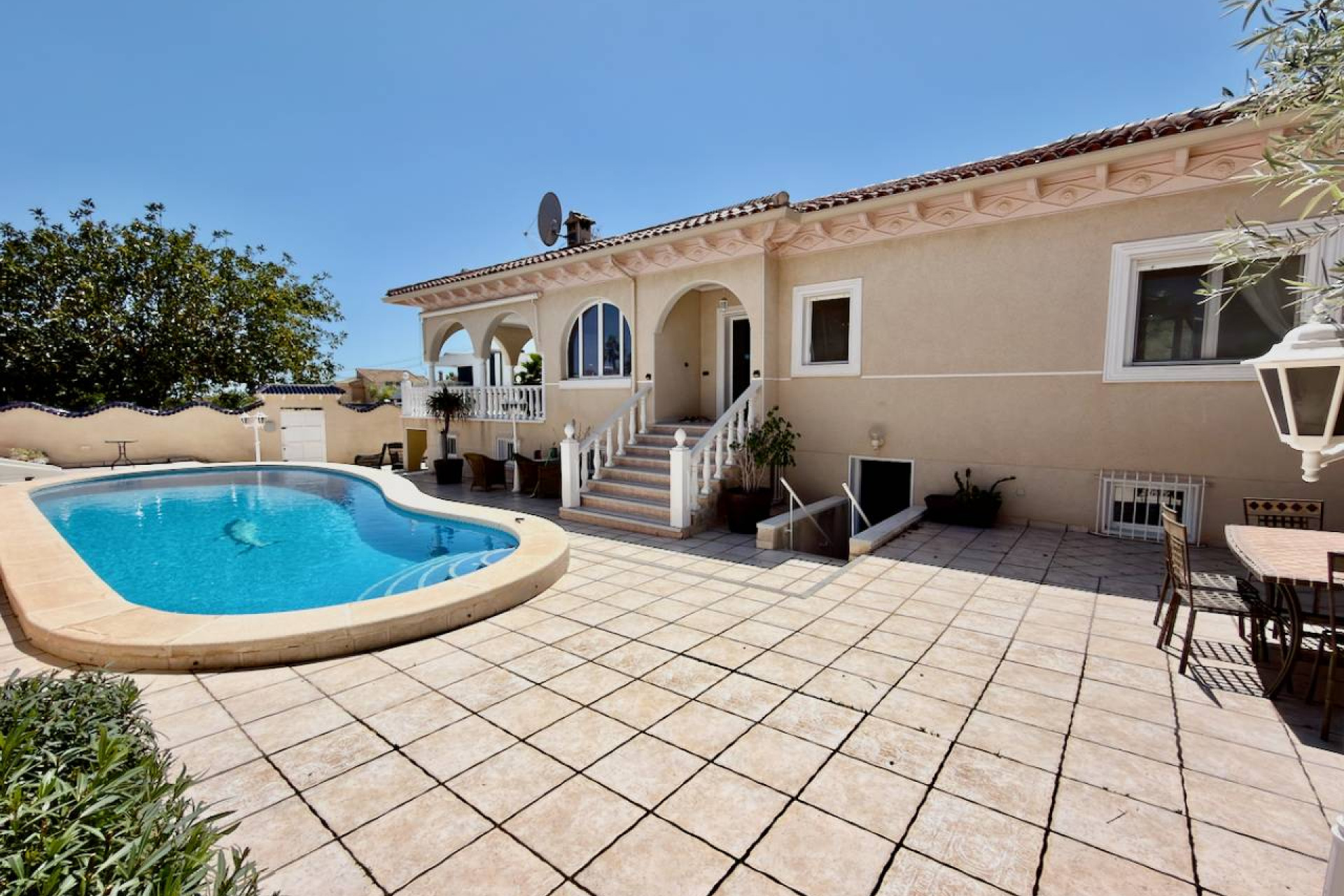 Resale - Villa - Ciudad Quesada - Urbanizaciones