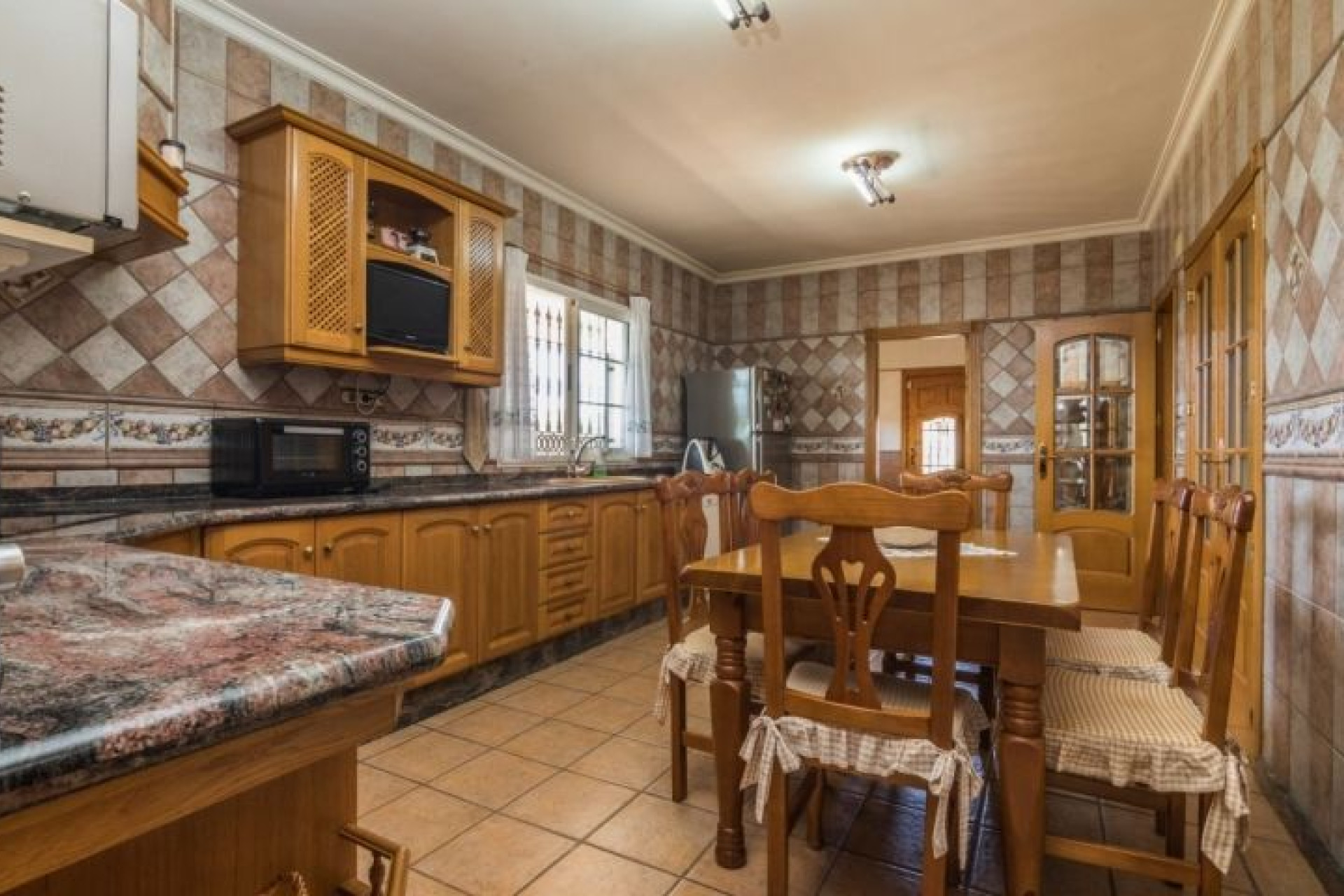 Resale - Villa - Crevillente