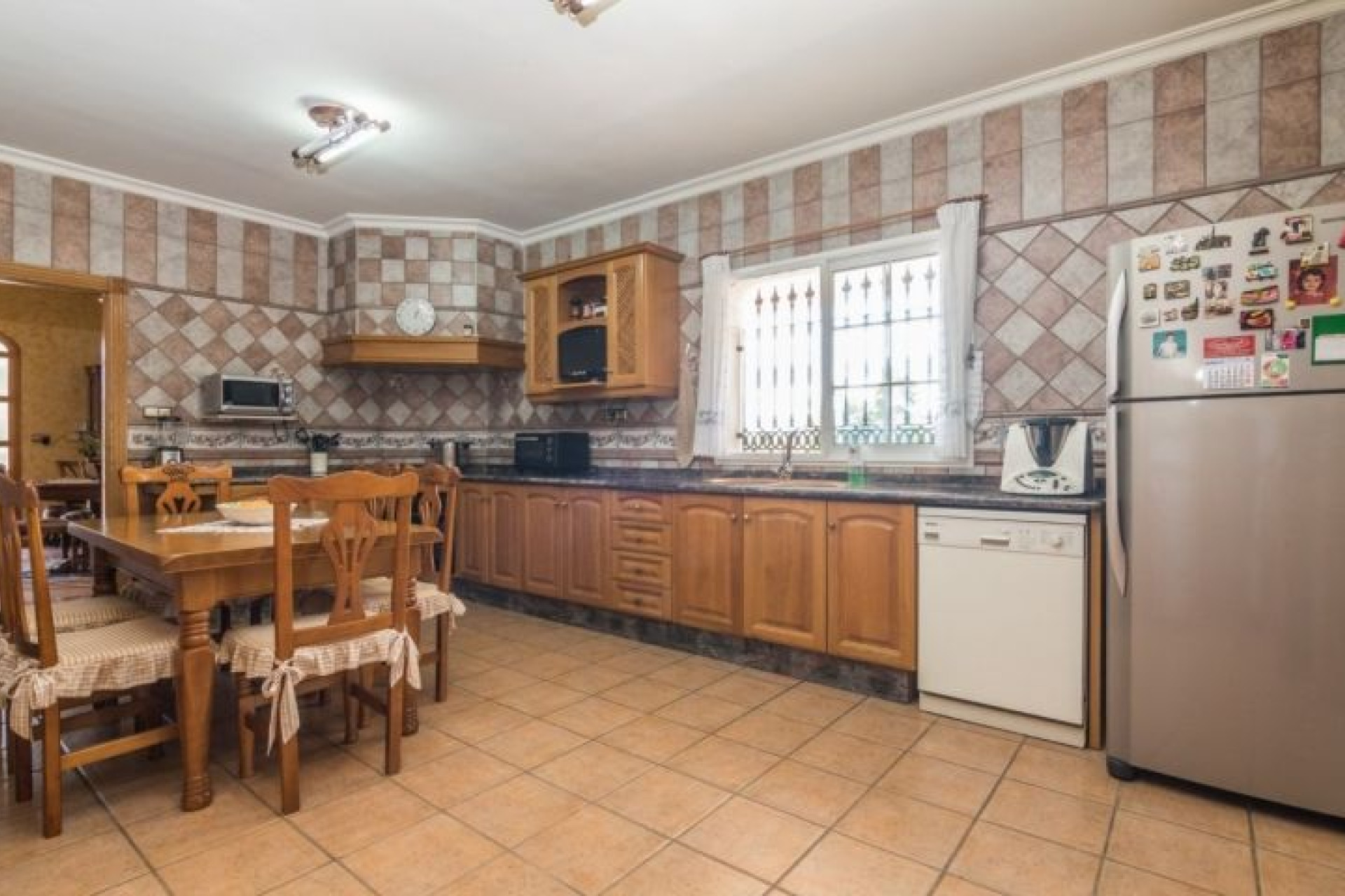 Resale - Villa - Crevillente