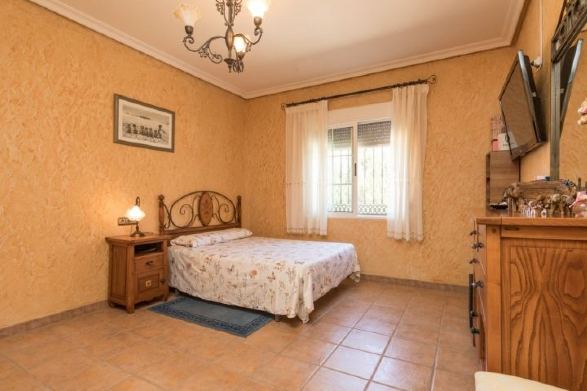 Resale - Villa - Crevillente