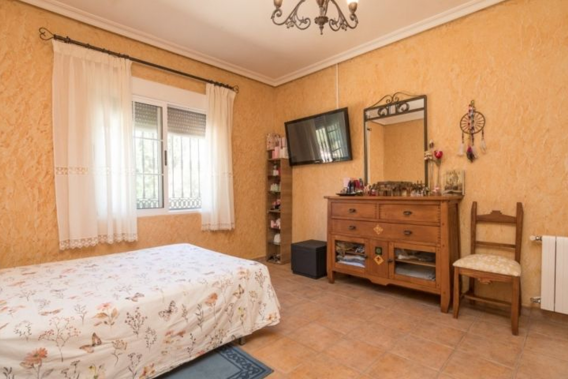 Resale - Villa - Crevillente