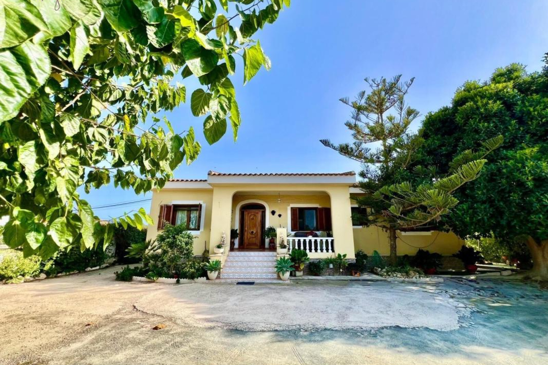 Resale - Villa - Daya Vieja