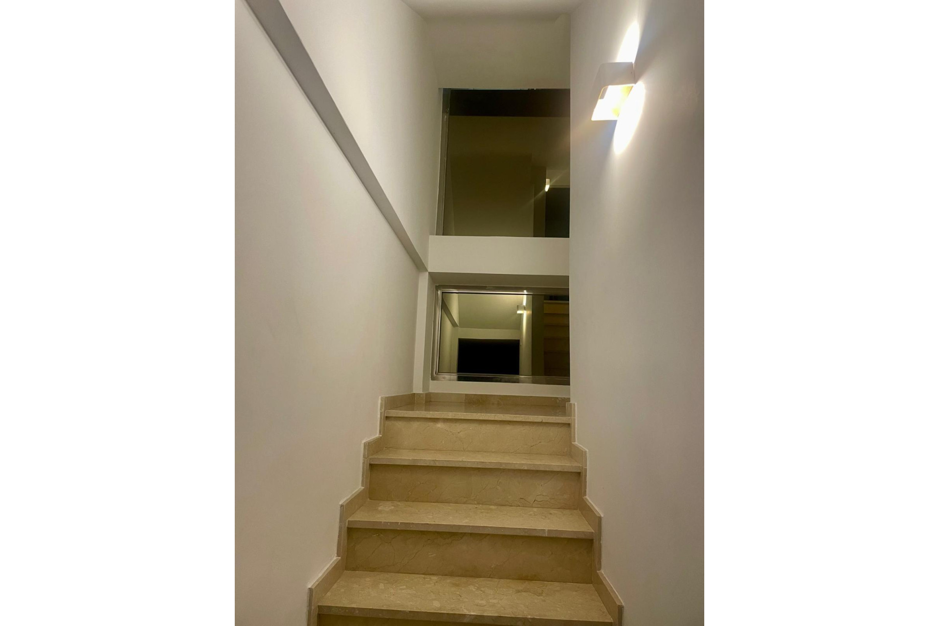 Resale - Villa de Lujo - Alicante - Alicante Golf