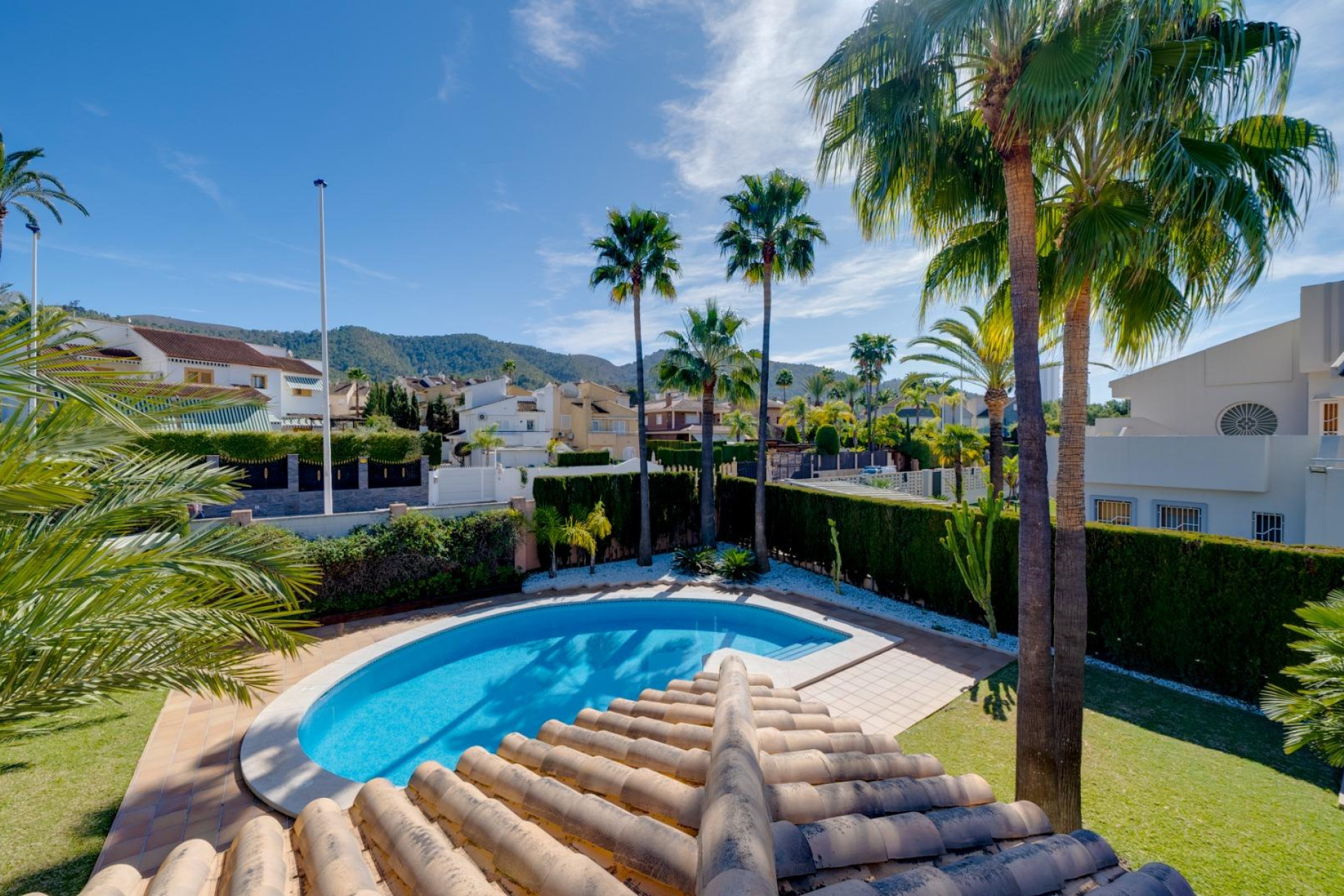 Resale - Villa de Lujo - Benidorm