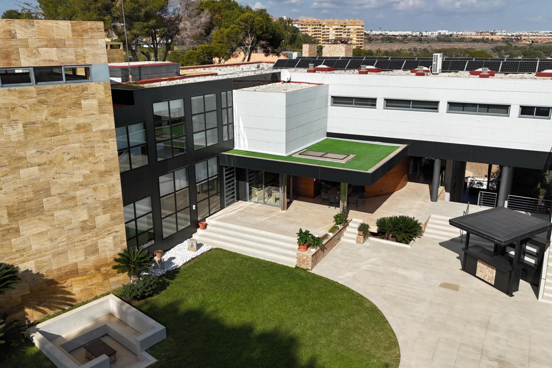 Resale - Villa de Lujo - Orihuela Costa - Altos de Campoamor