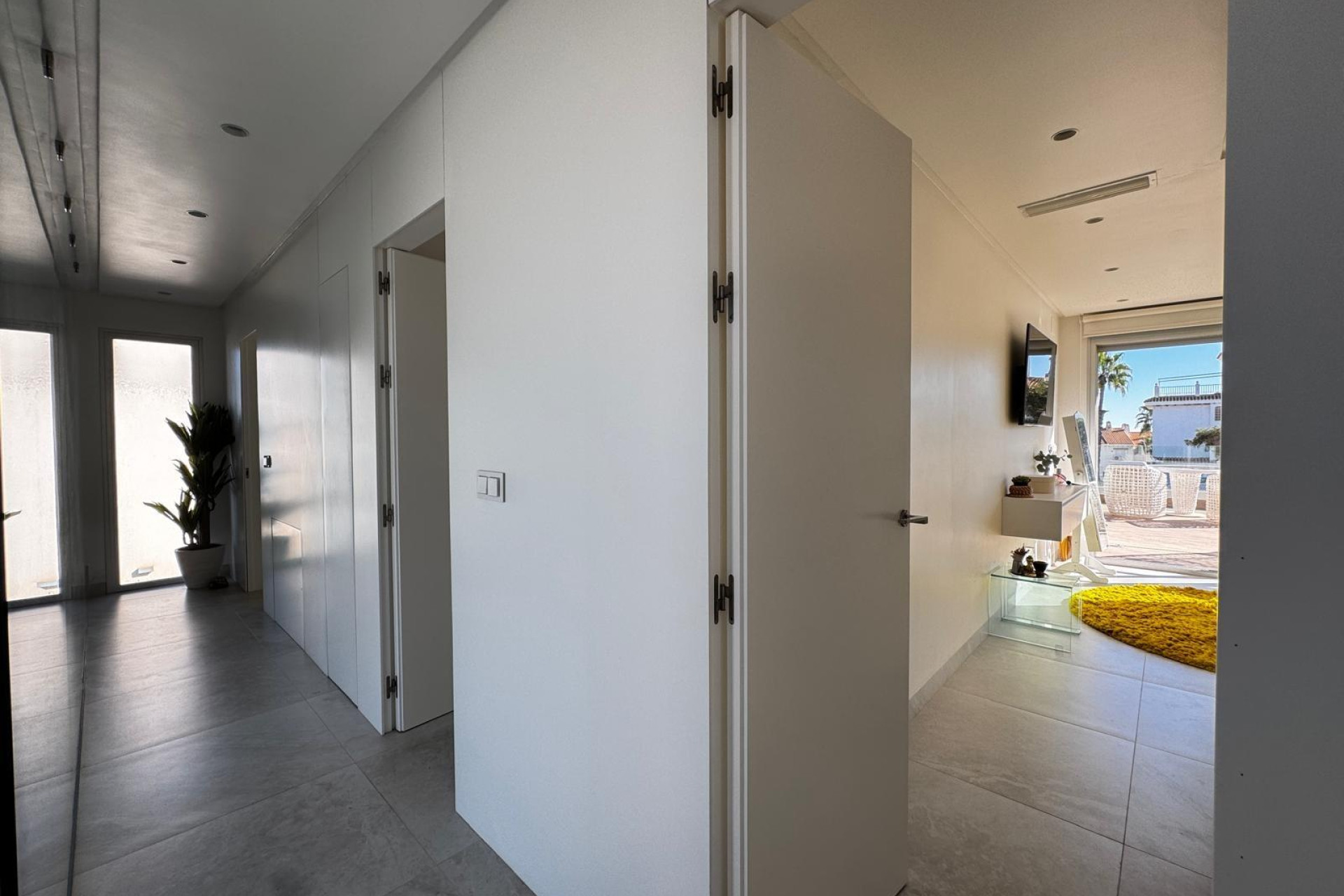 Resale - Villa de Lujo - Orihuela Costa - Campoamor