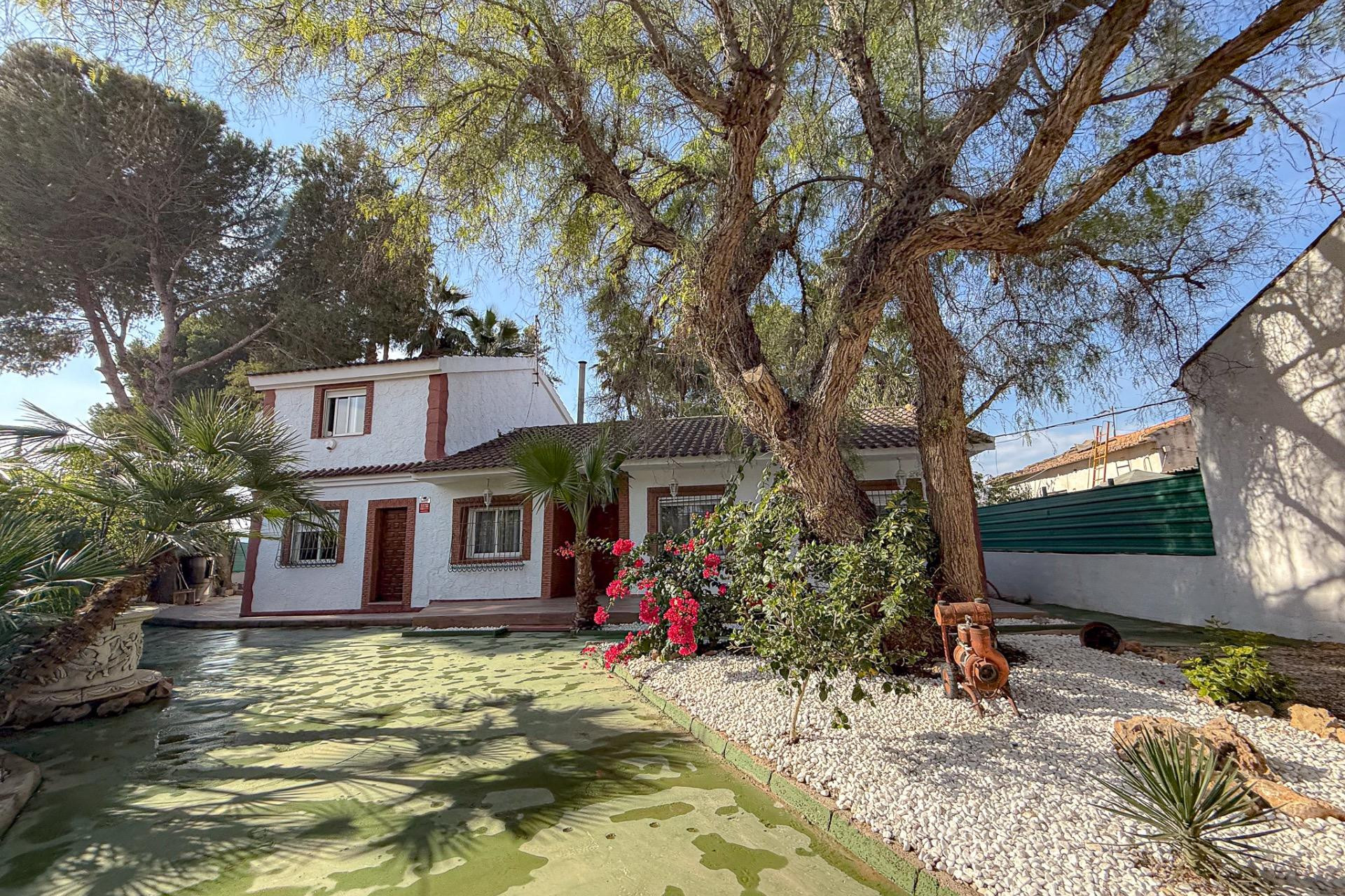 Resale - Villa de Lujo - Orihuela Costa - Desamparados-Hurchillo-Torremendo