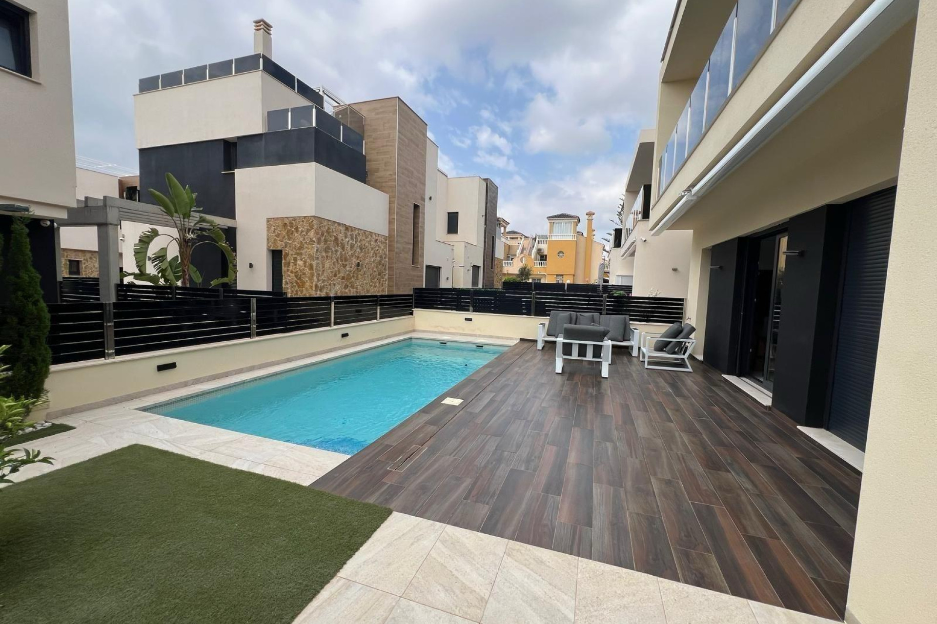 Resale - Villa de Lujo - Orihuela Costa - Lomas de Cabo Roig