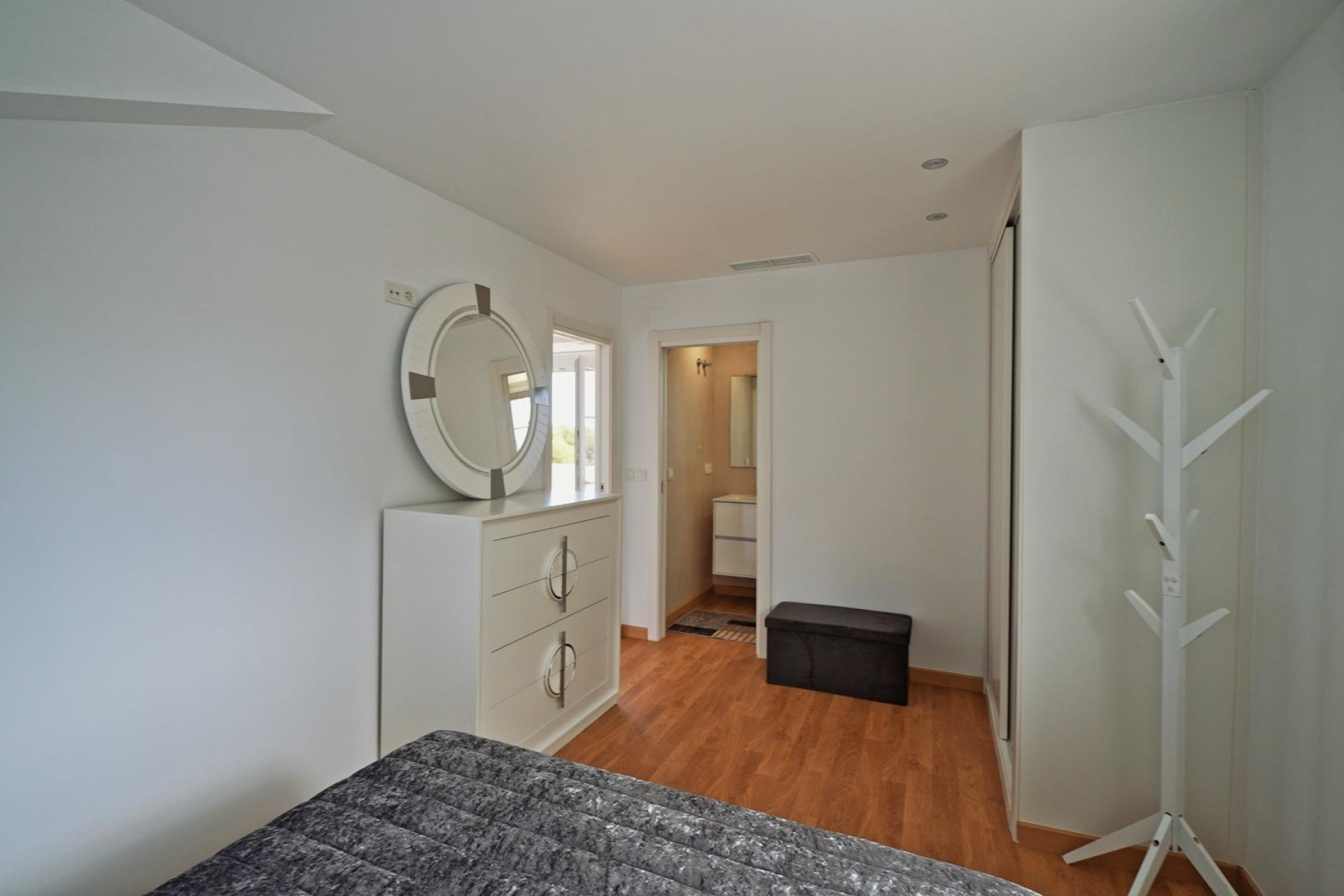 Resale - Villa de Lujo - Polop - Urbanizaciones