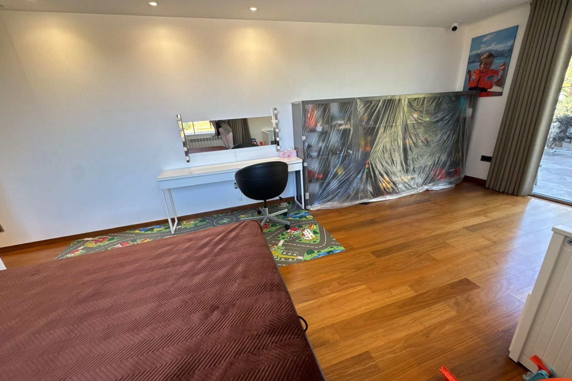 Resale - Villa de Lujo - Riba - Roja de Turia - Montealcedo