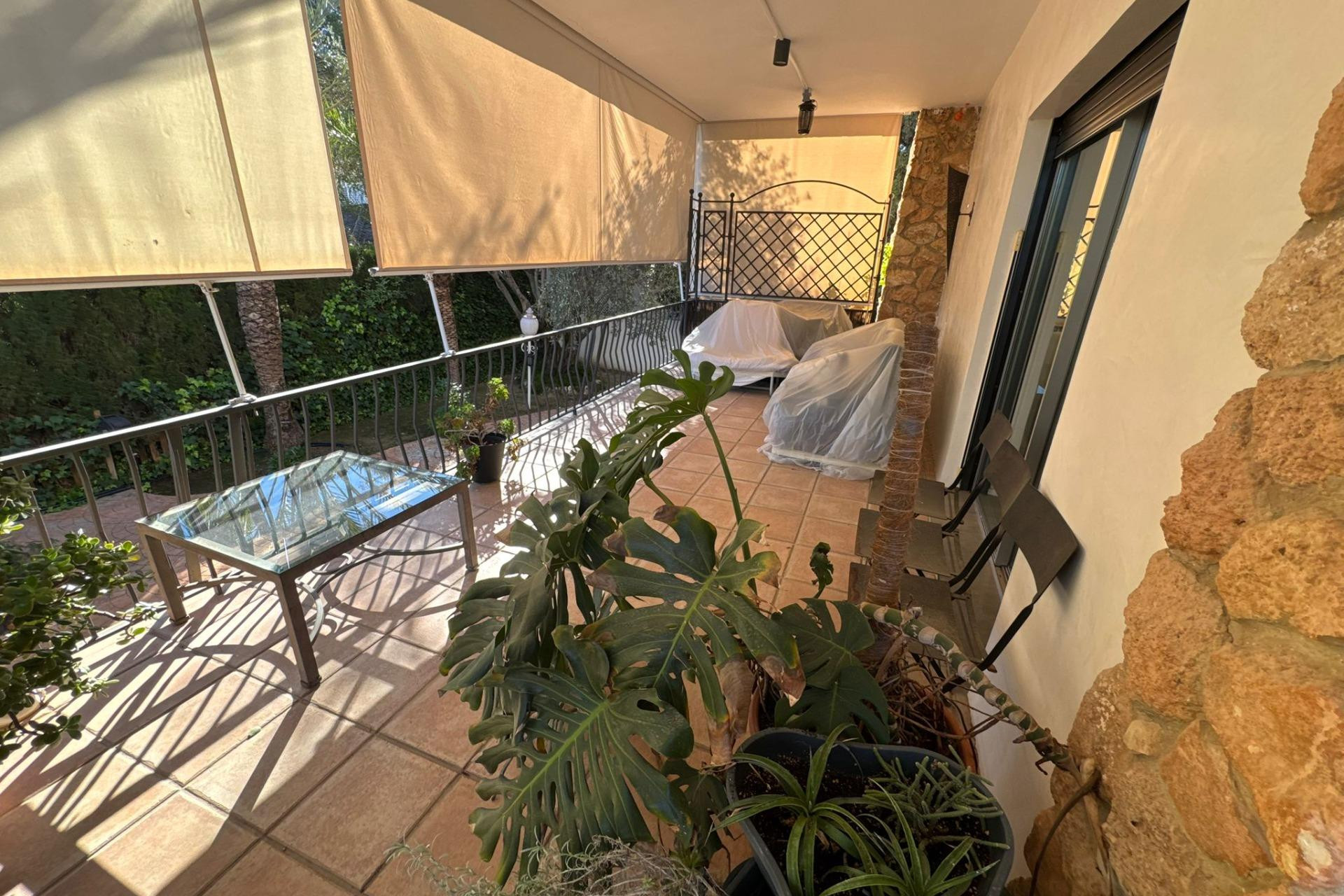 Resale - Villa de Lujo - Riba - Roja de Turia - Montealcedo