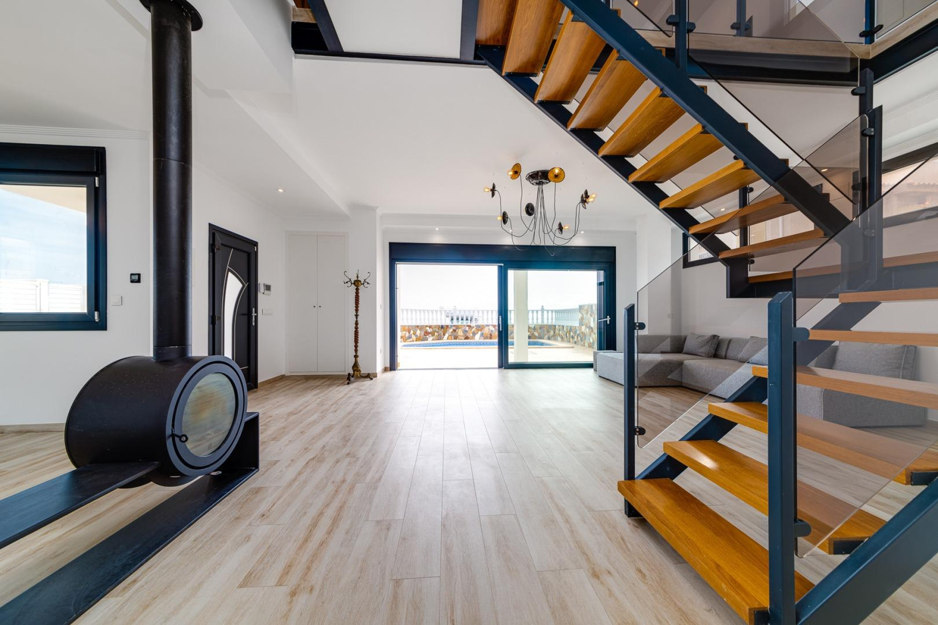 Resale - Villa de Lujo - Torrevieja - Cabo cervera