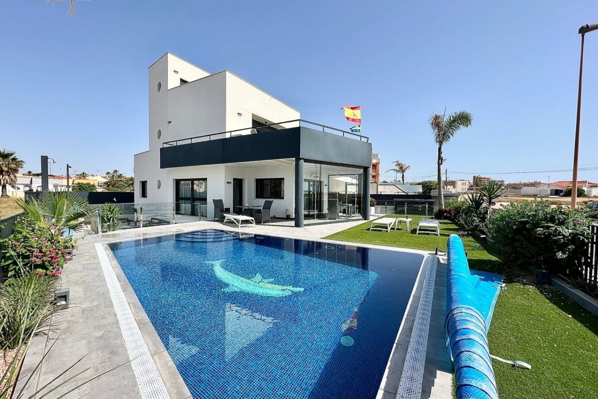 Resale - Villa de Lujo - Torrevieja - Playa de los locos