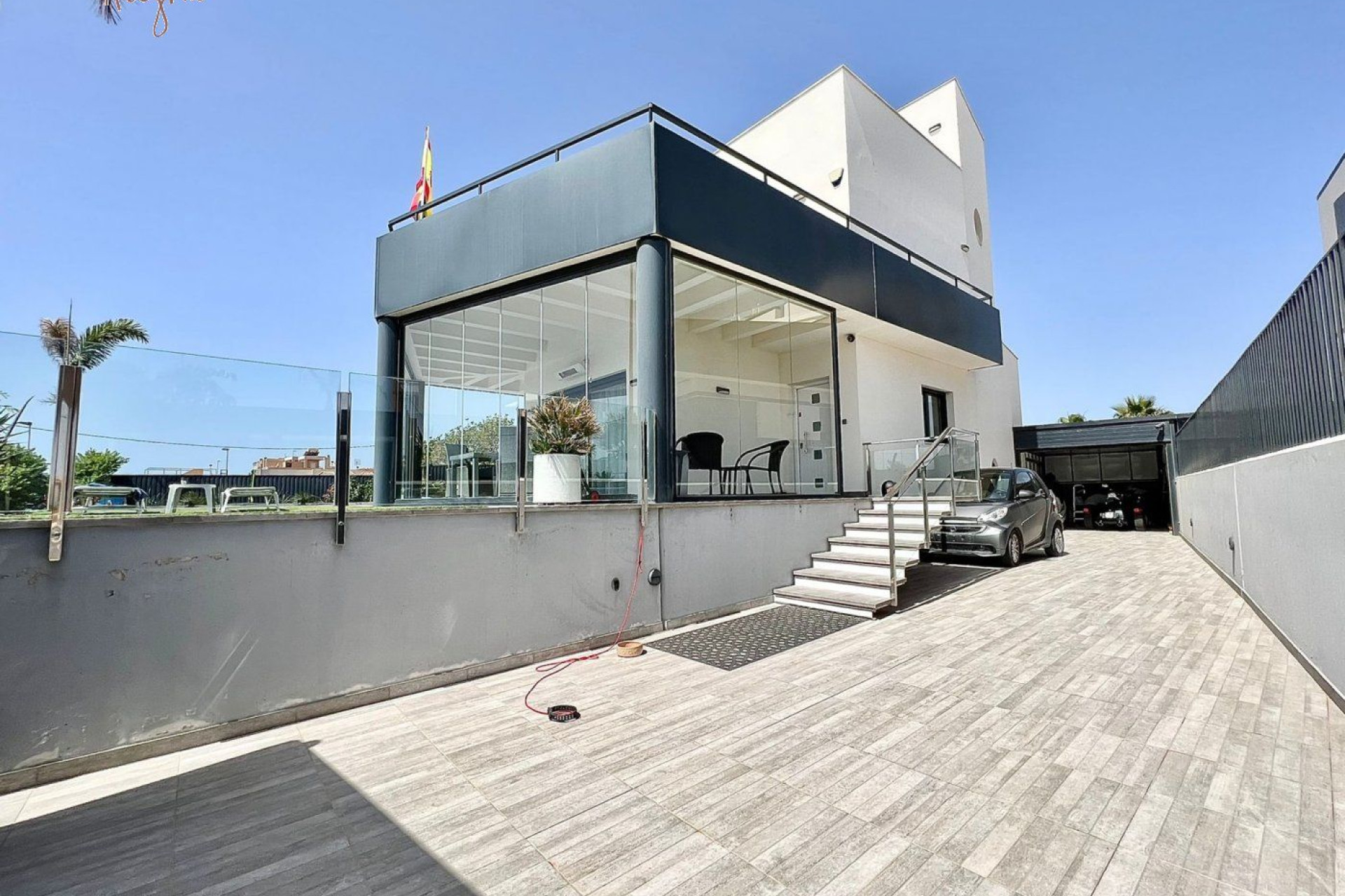 Resale - Villa de Lujo - Torrevieja - Playa de los locos