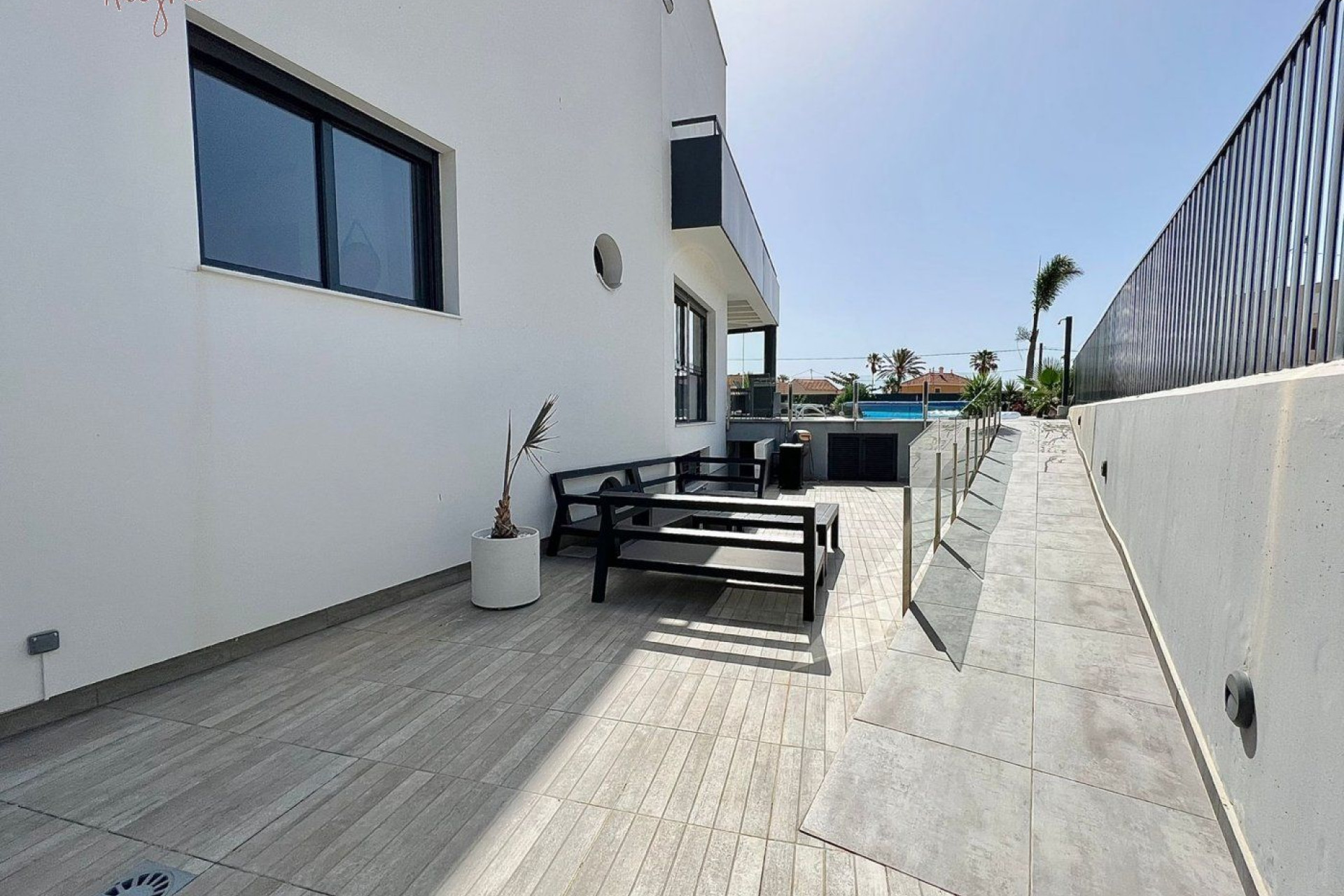 Resale - Villa de Lujo - Torrevieja - Playa de los locos