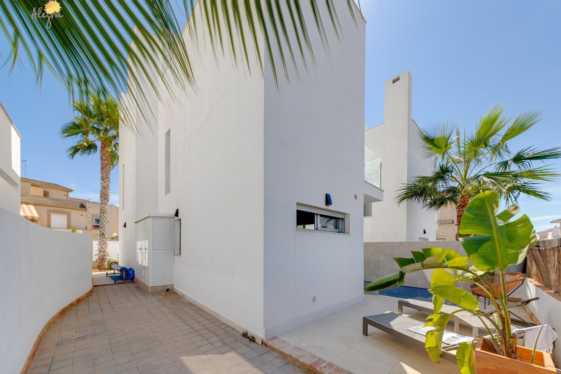 Resale - Villa de Lujo - Torrevieja - Rosaleda-los frutales