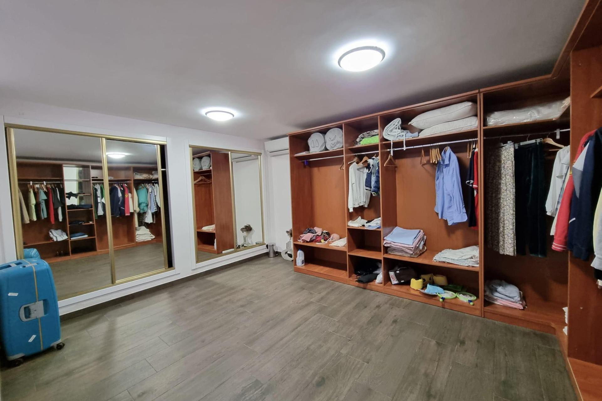 Resale - Villa de Lujo - Torrevieja - Torre la mata