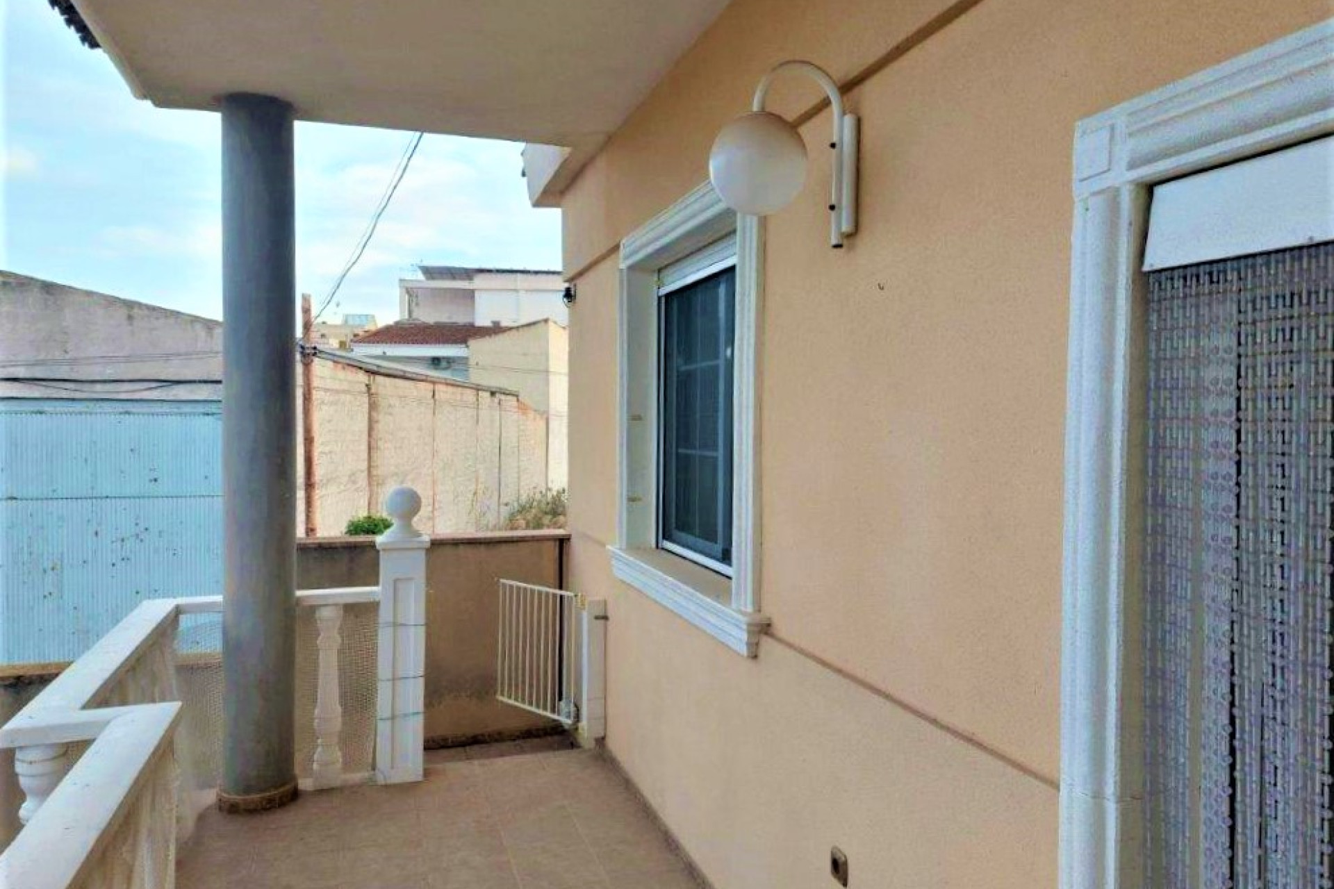 Resale - Villa - Dolores