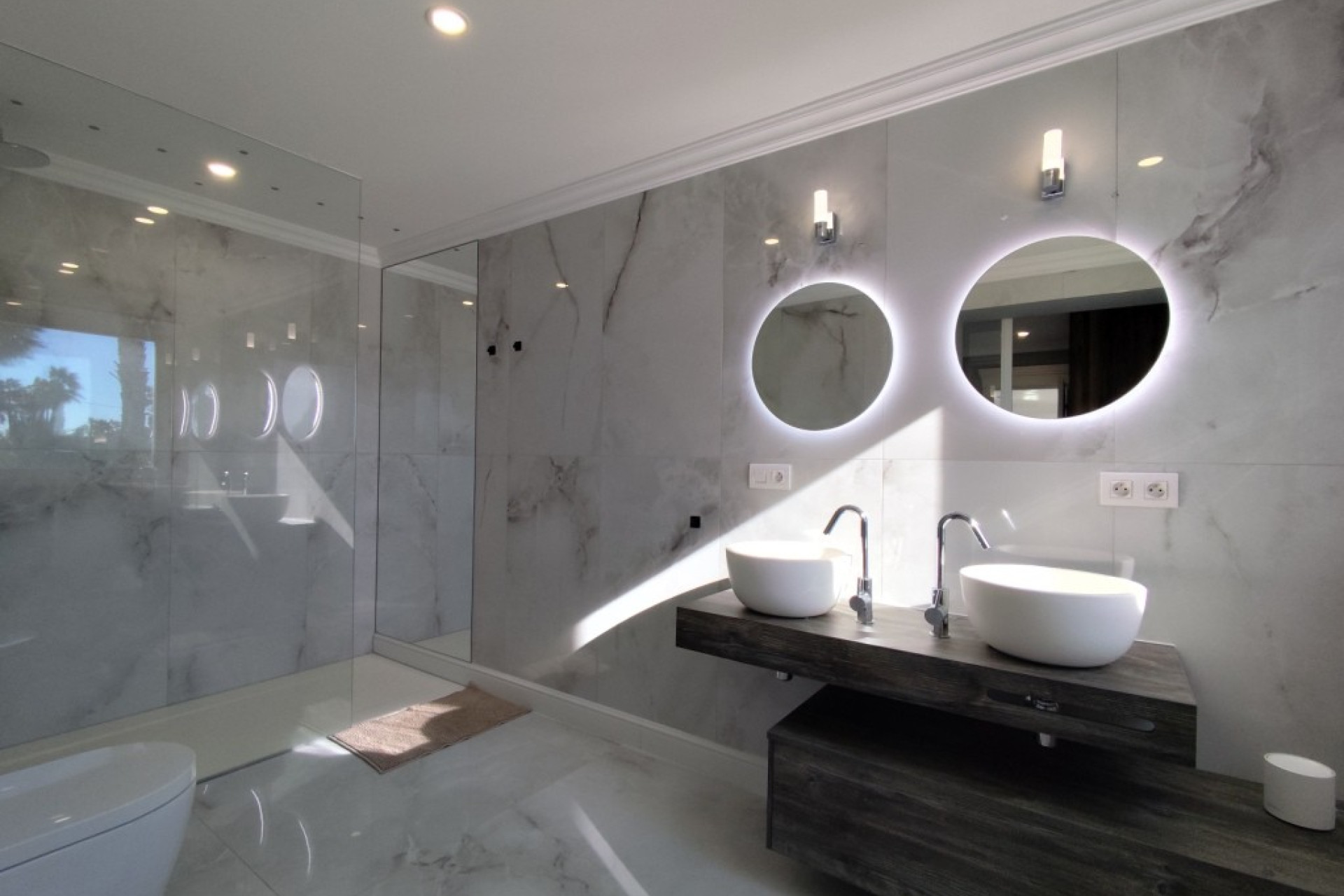 Resale - Villa - El Mudamiento