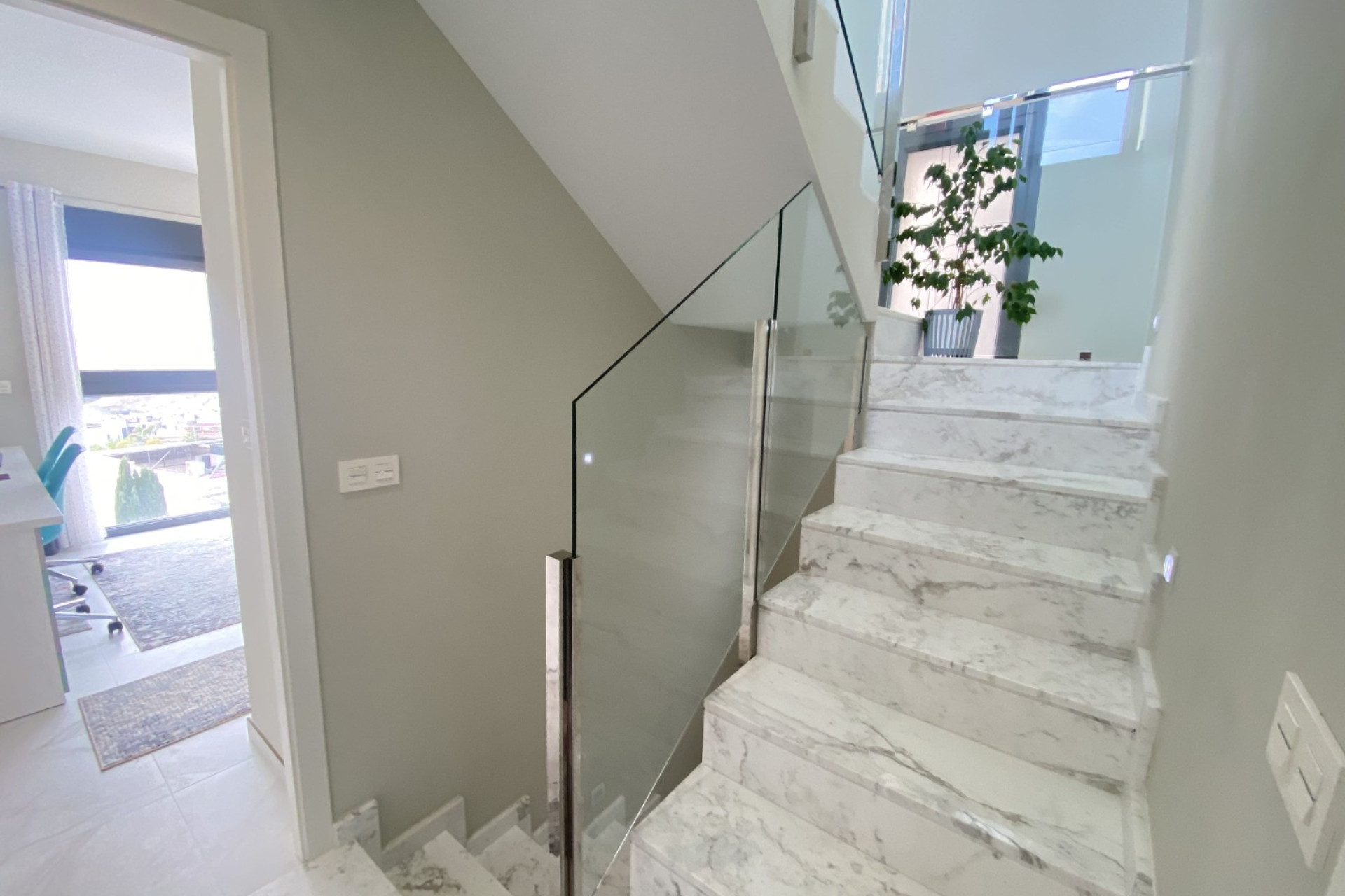 Resale - Villa - Finestrat - Finestrat Urbanizaciones