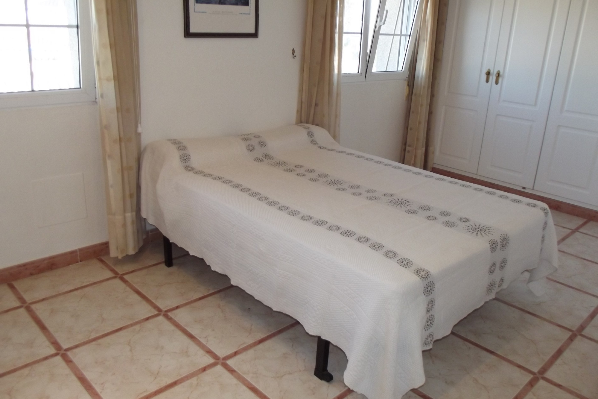 Resale - Villa for sale - Torrevieja - El Chaparral