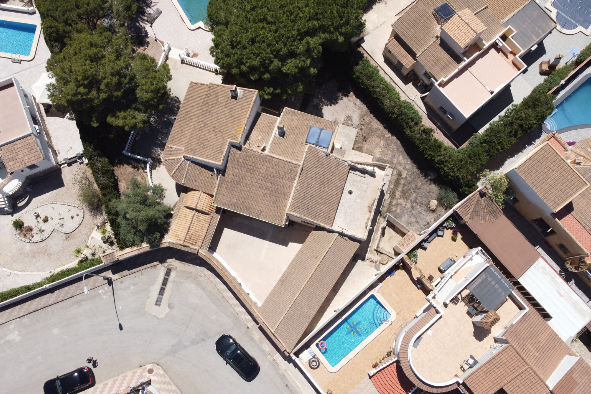 Resale - Villa for sale - Torrevieja - El Chaparral