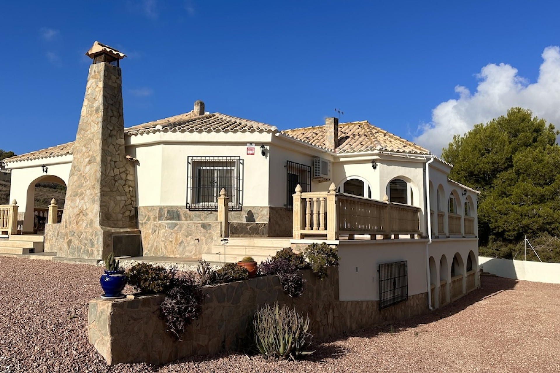 Resale - Villa - HONDON DE LOS FRAILES